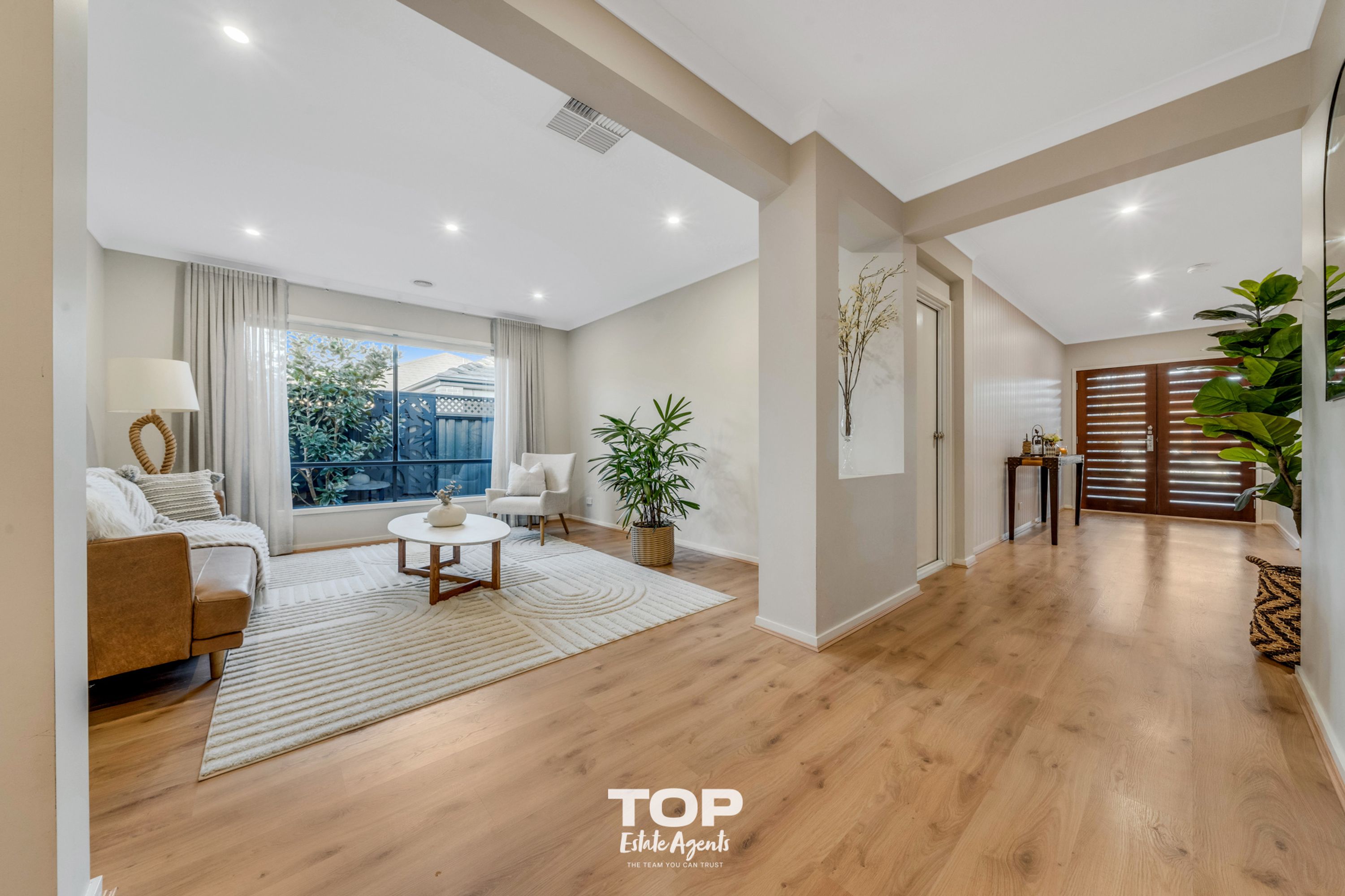 21 Marblelight Way, Clyde North - Thumbnail 5