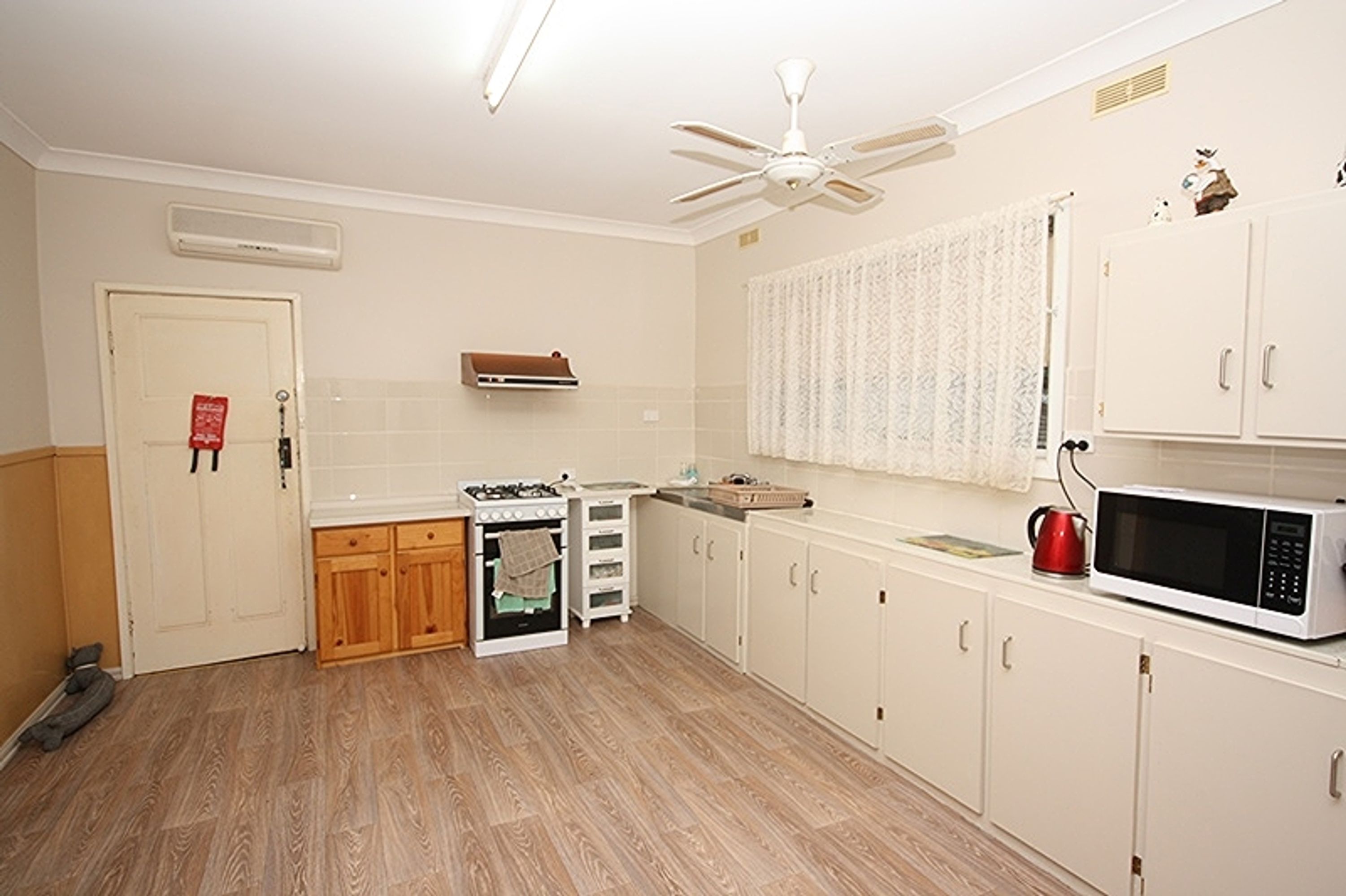 6 Lloyd Street, Murtoa VIC 3390, Murtoa - Thumbnail 7