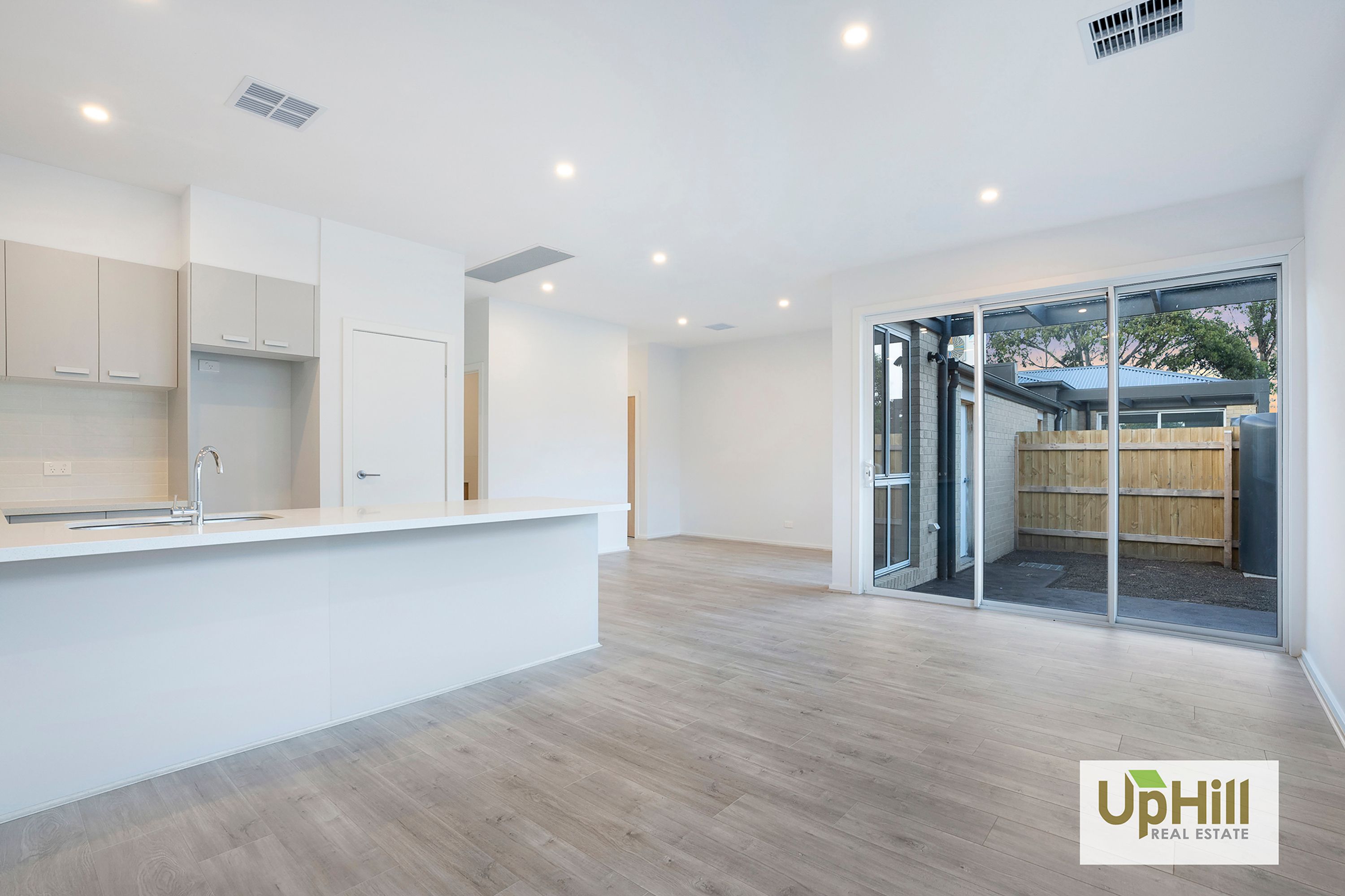 2/148 Princes Highway, Pakenham - Thumbnail 4