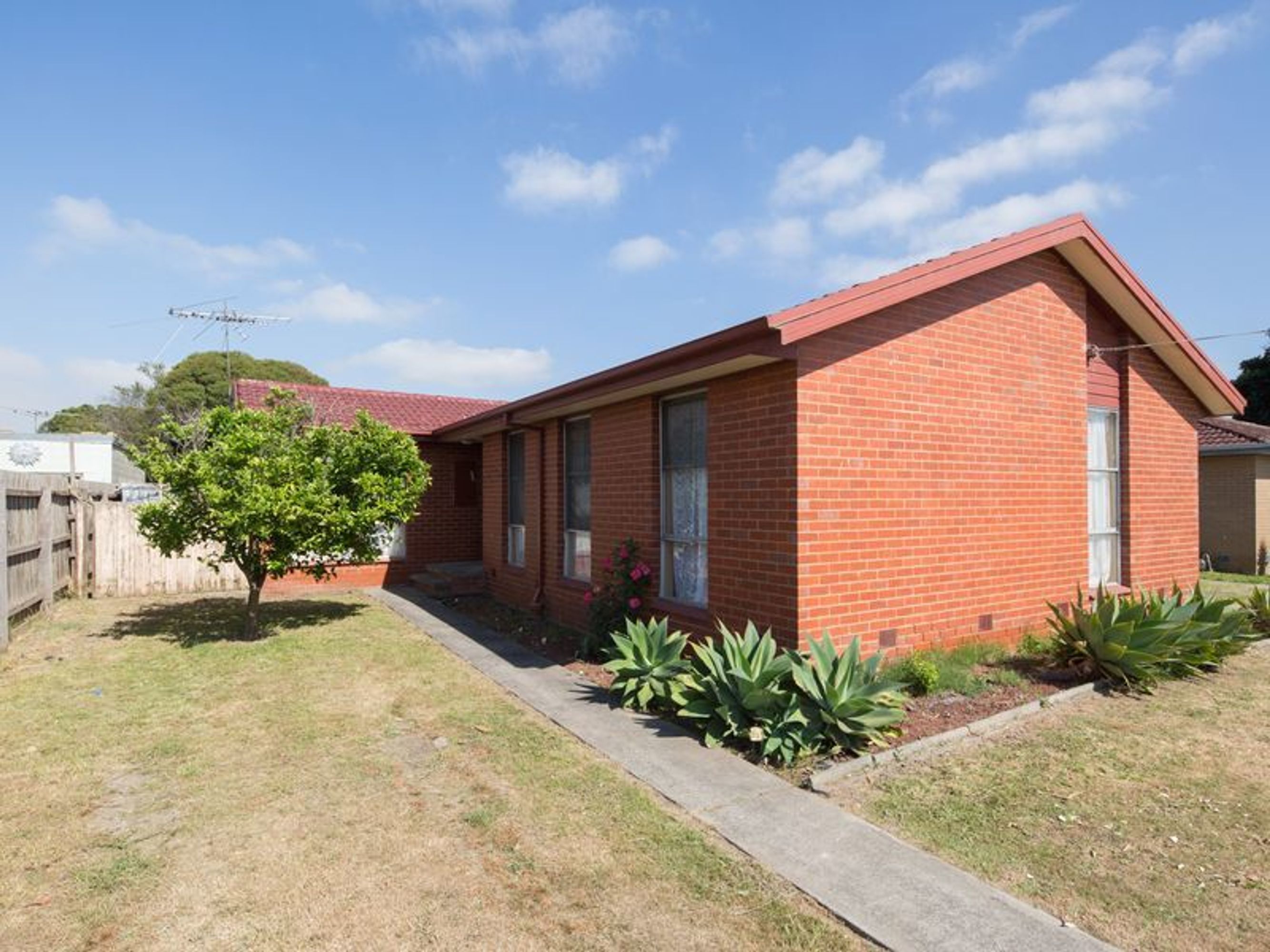 5 Silvan Grove