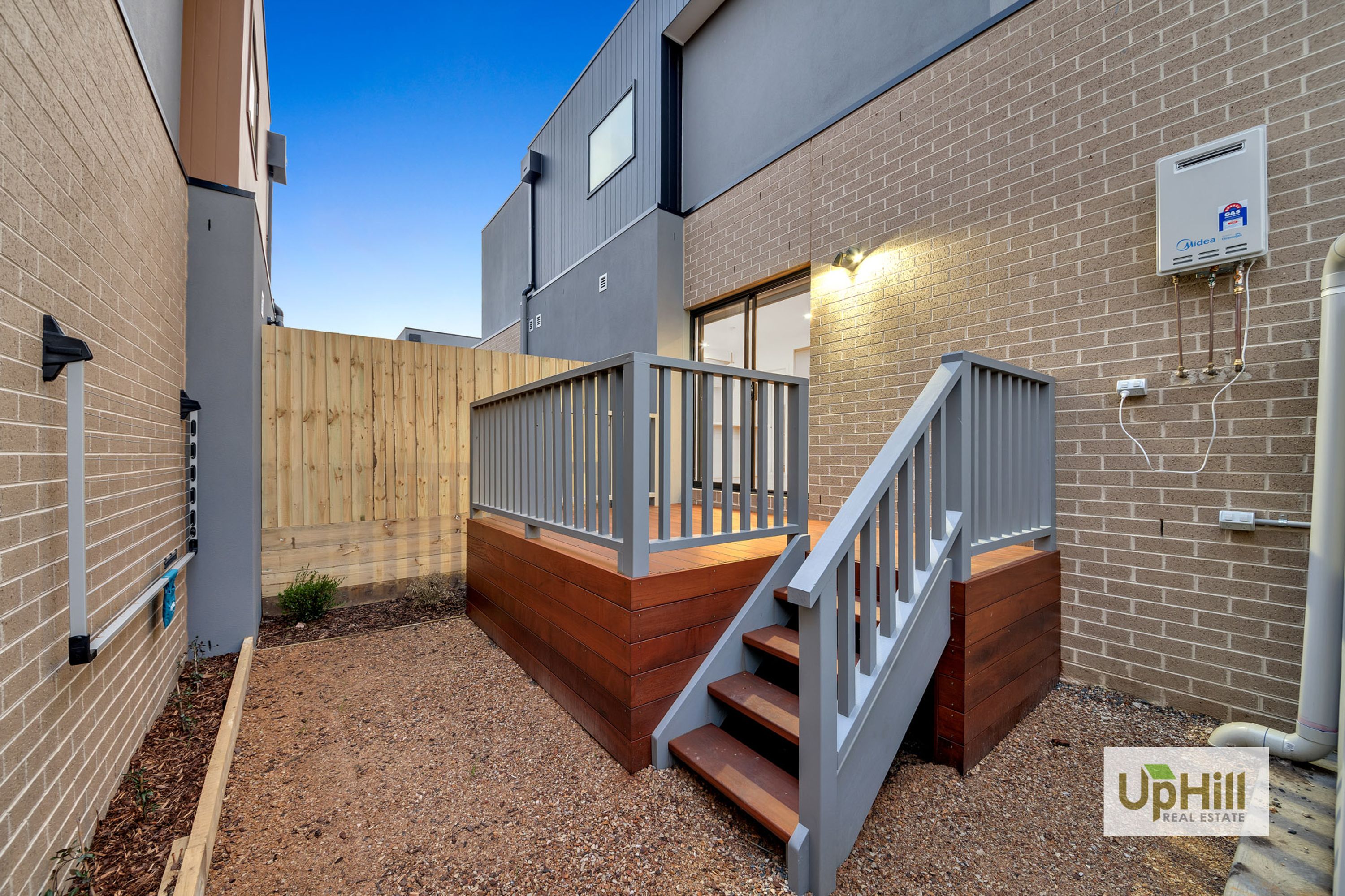 8 Tarnbeck Circuit, Clyde North - Thumbnail 7