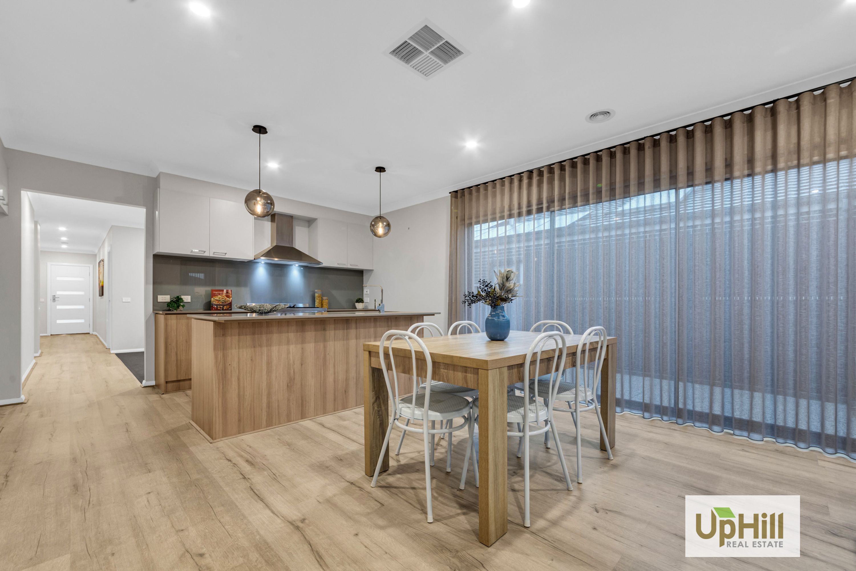 14 Outfield Road, Clyde - Thumbnail 8