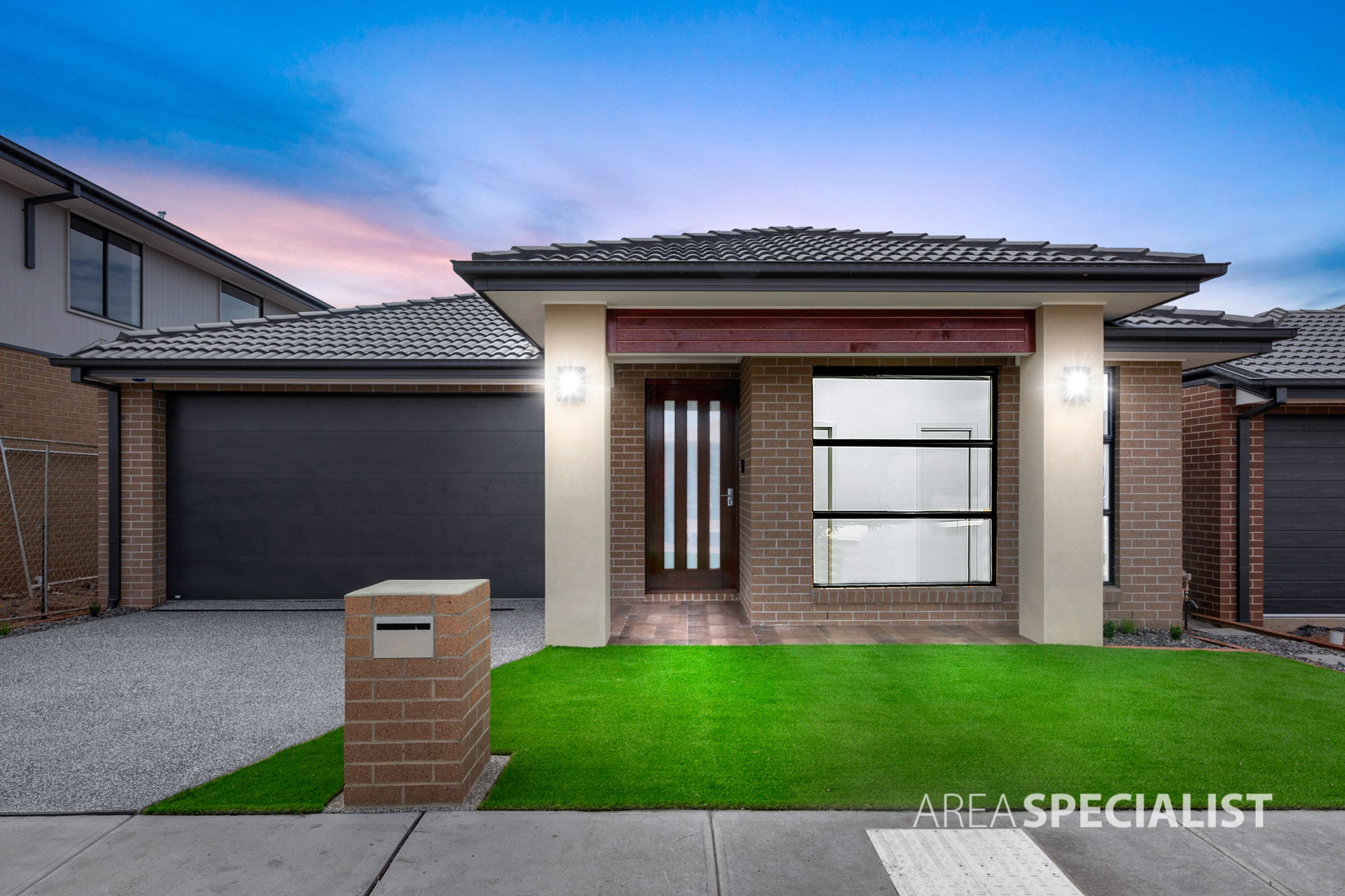 11 Messina Street, Fraser Rise VIC 3336, Fraser Rise - Thumbnail 2