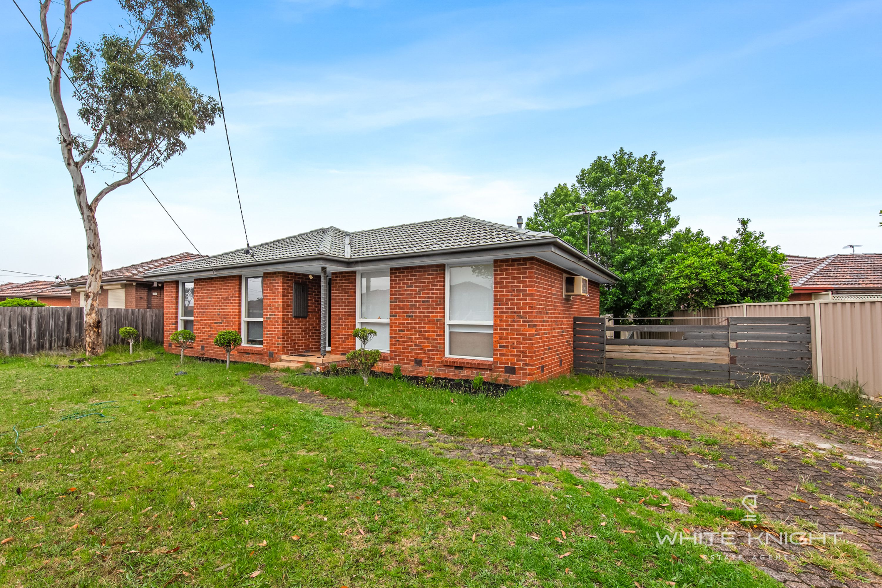 22 Bendigo Crescent, Thomastown VIC 3074, Thomastown - Thumbnail 2