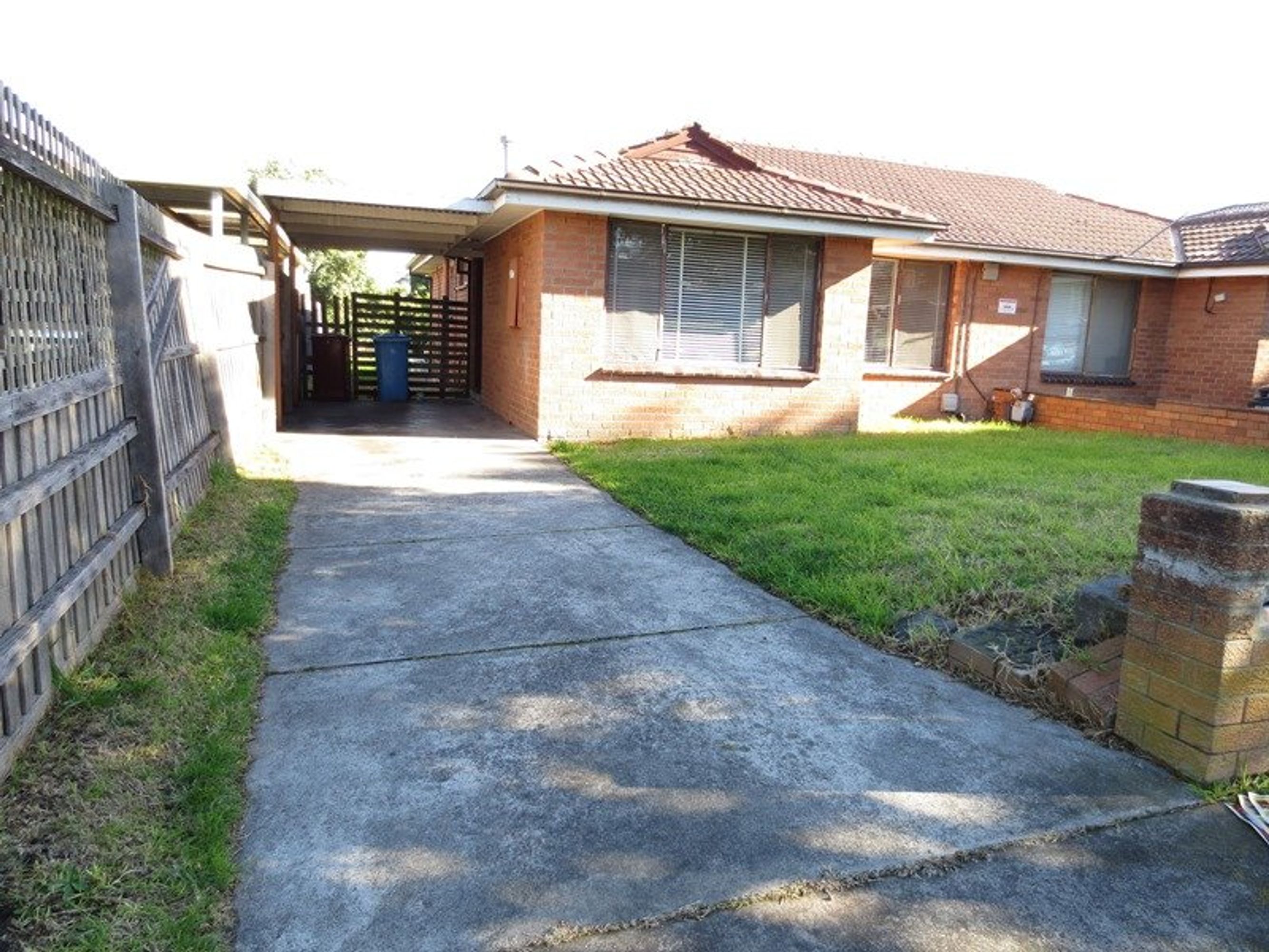 1/94 Regent Avenue