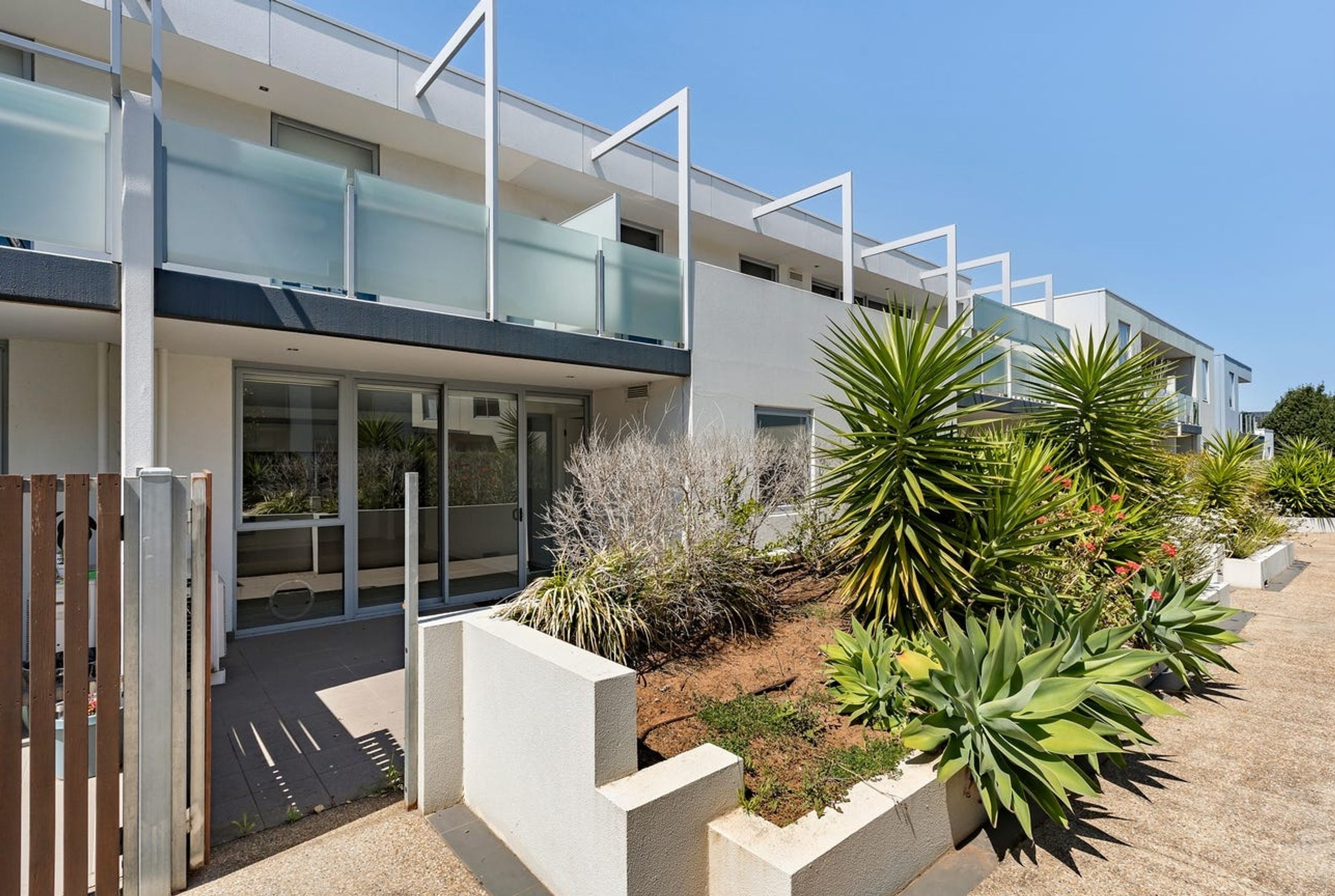 24/44 Eucalyptus Drive, Maidstone - Image 1