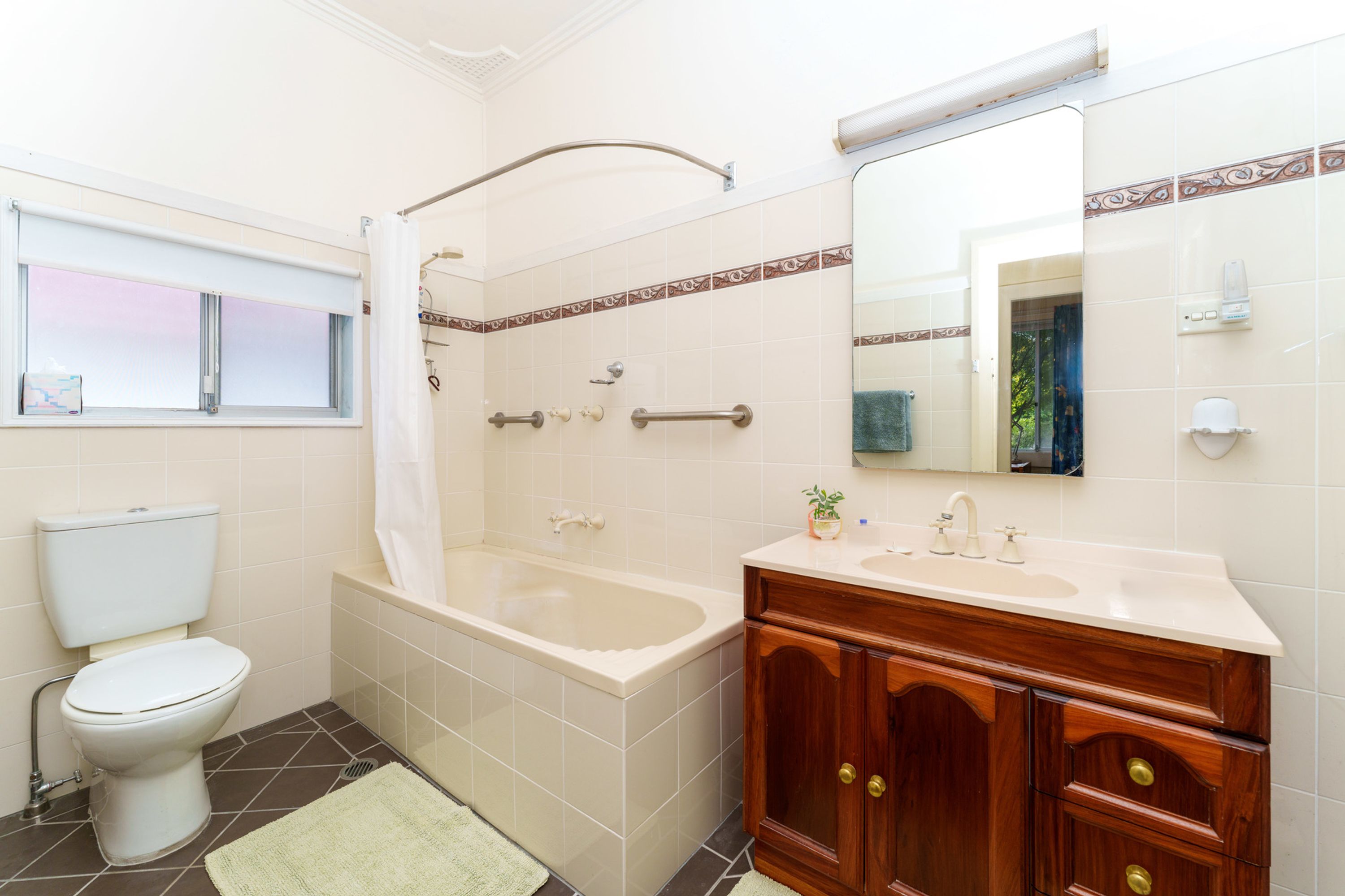 44 Freelander Avenue, Katoomba - Thumbnail 4