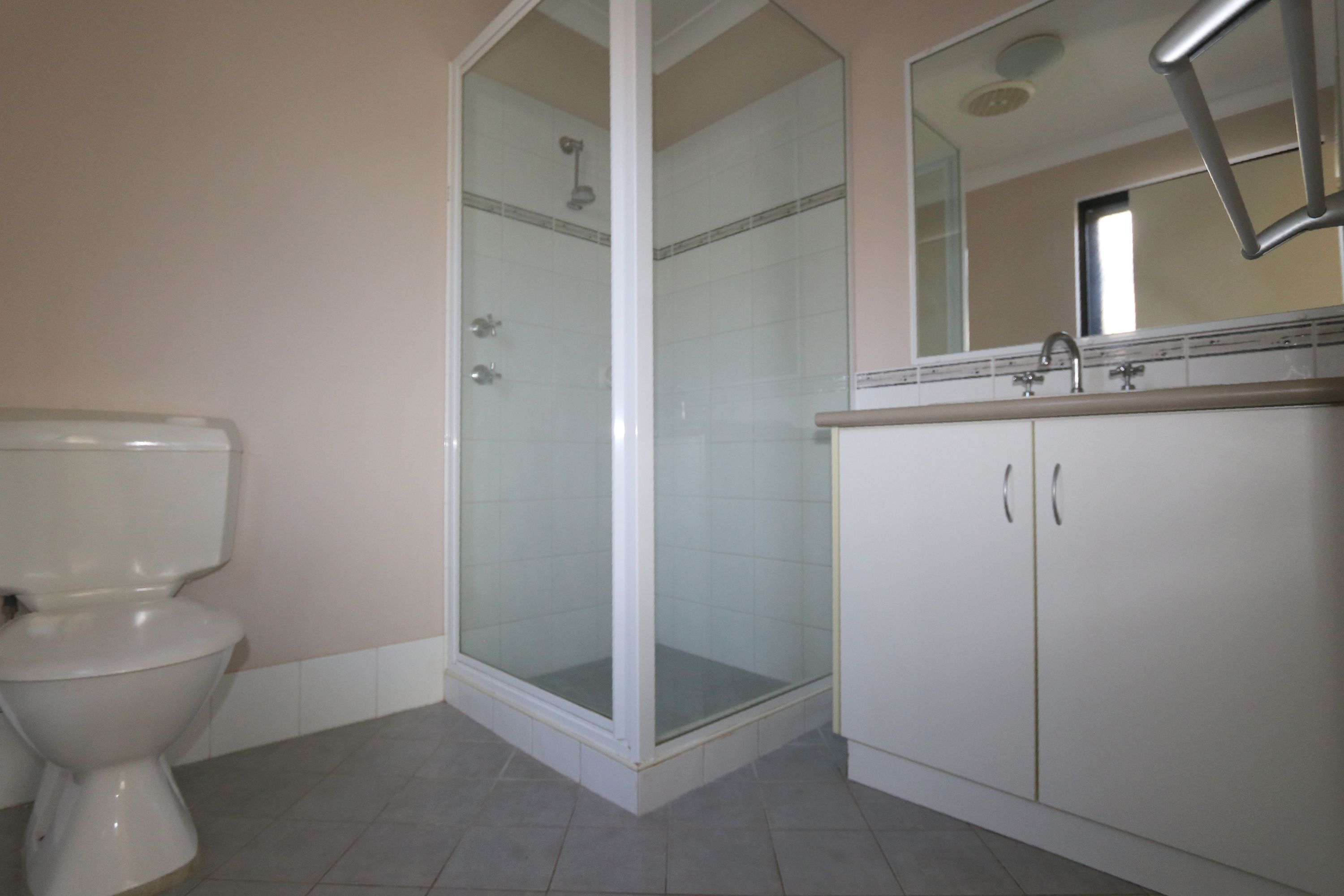13/4 Reynolds Place, South Hedland, South Hedland - Thumbnail 4