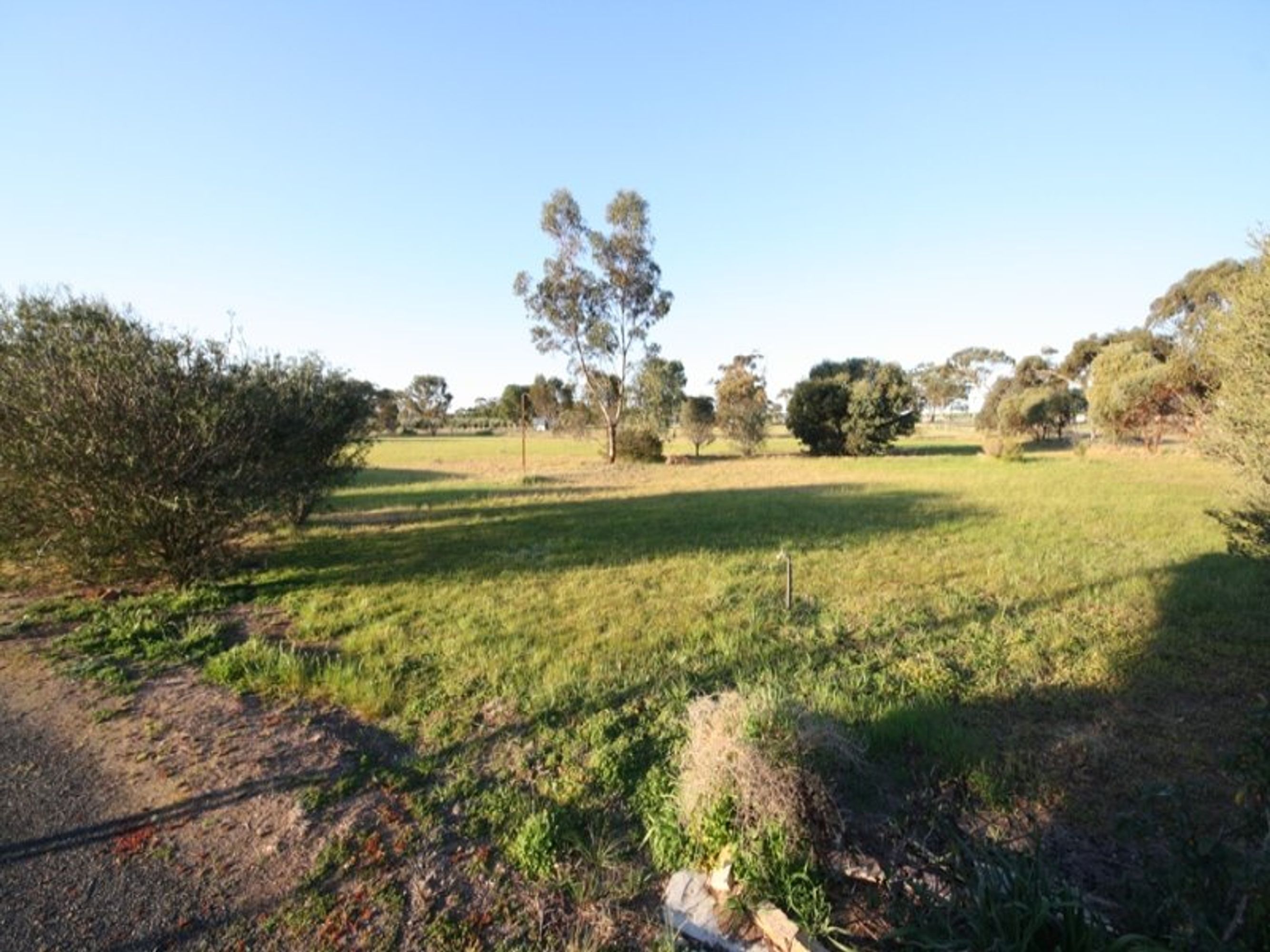 27 Cemetery Road, Dimboola VIC 3414, Dimboola - Thumbnail 2