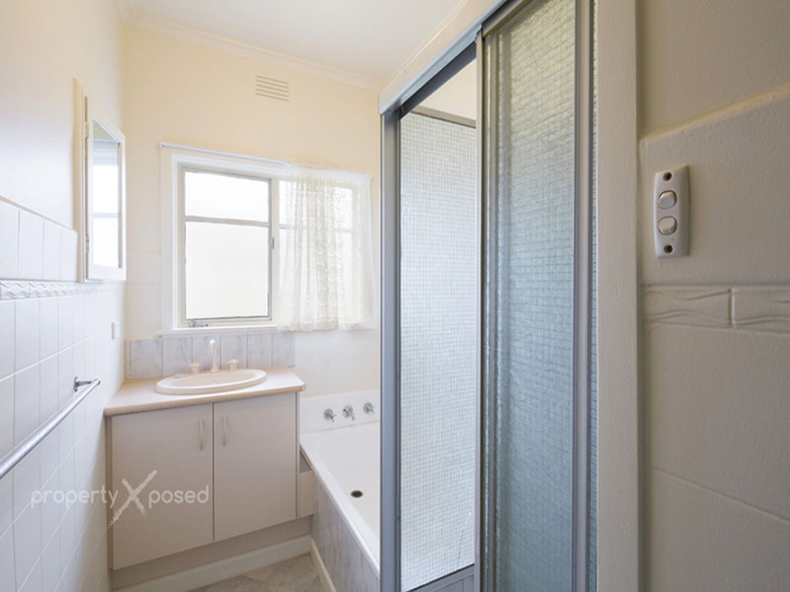 8 Vardon Street, Springvale - Thumbnail 8