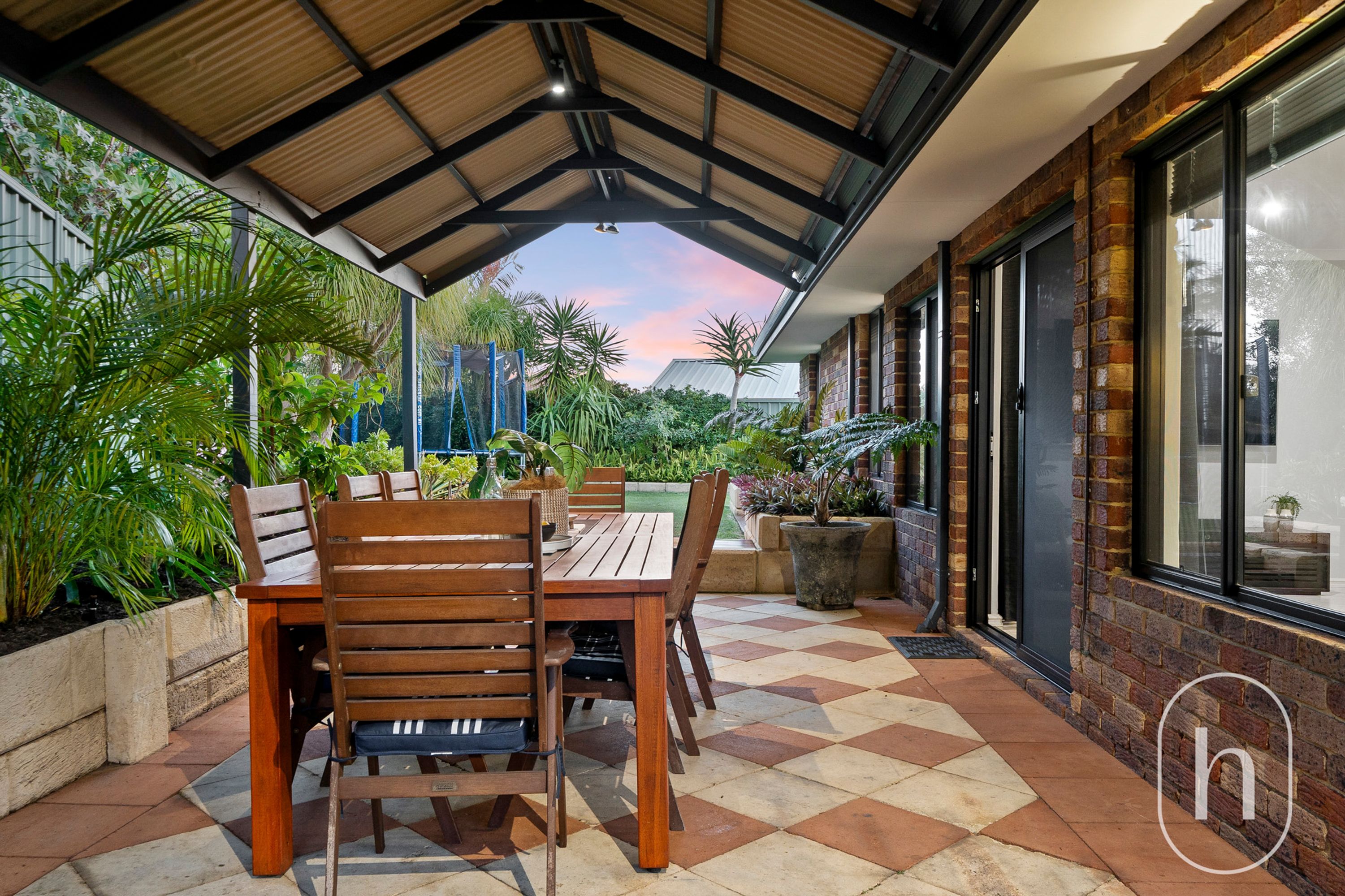 24 Holley Place, Marangaroo - Thumbnail 4
