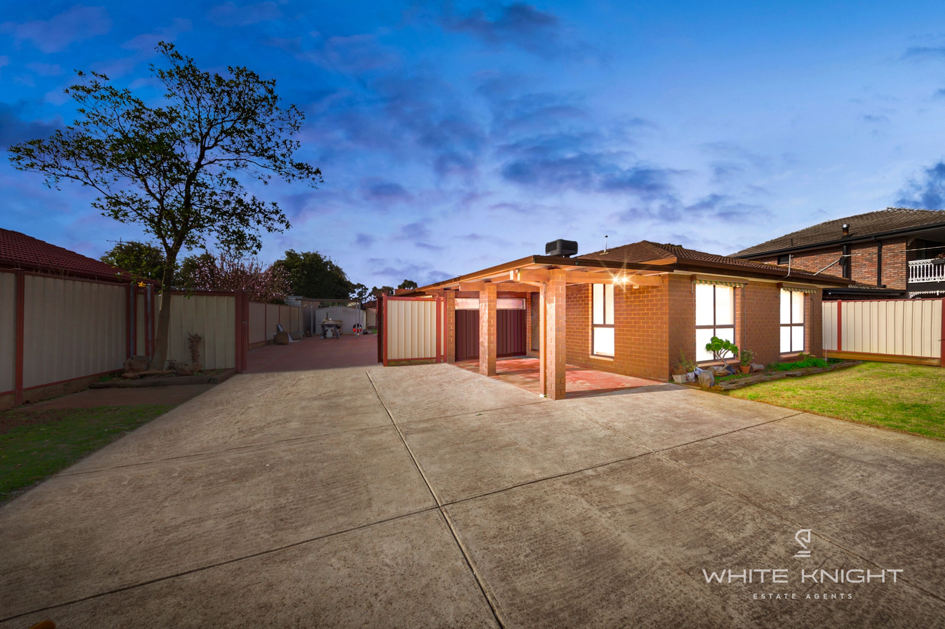 4 Westcott Parade, Rockbank VIC 3335, Rockbank - Thumbnail 2
