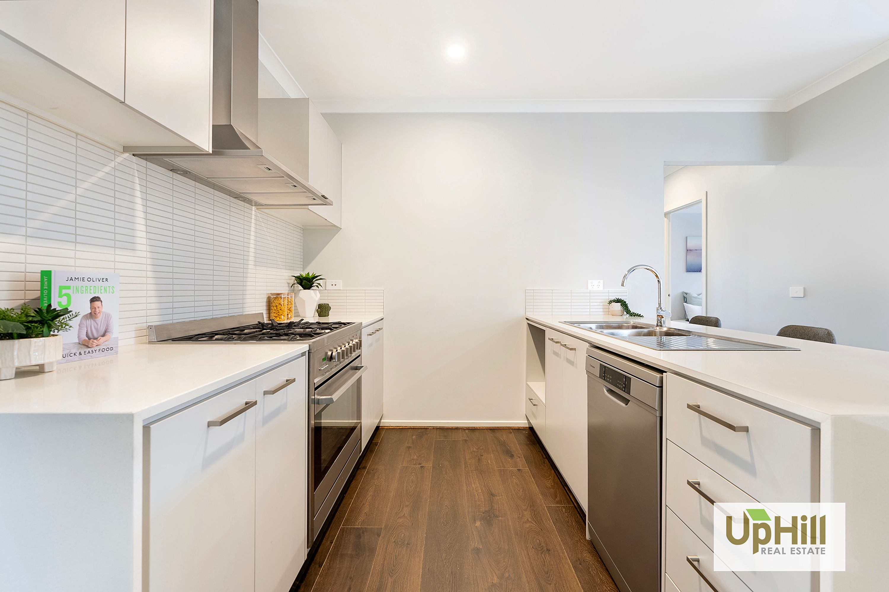 3 Whispering Way, Clyde North - Thumbnail 8