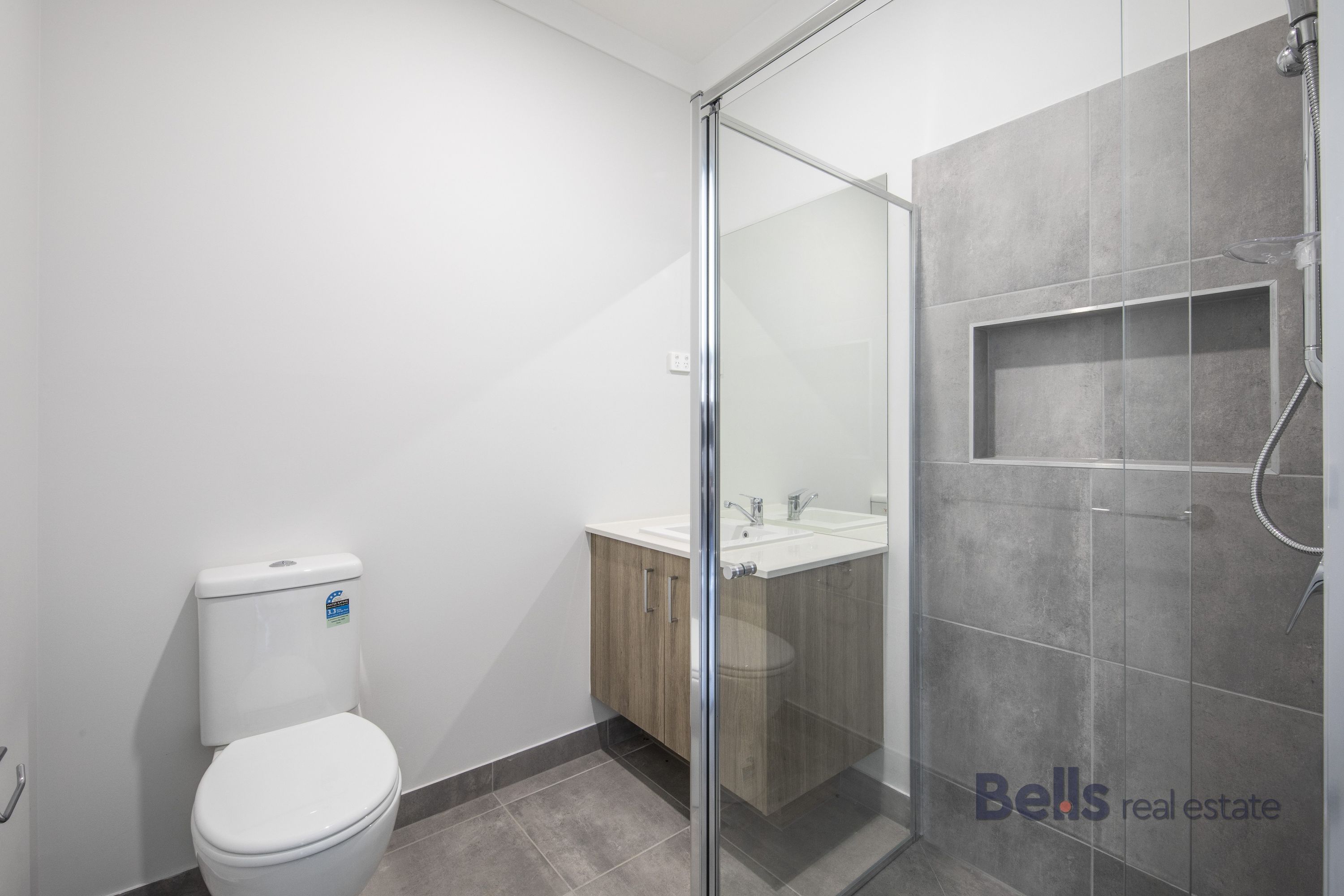 61 Adelong Boulevard, Cobblebank - Thumbnail 6