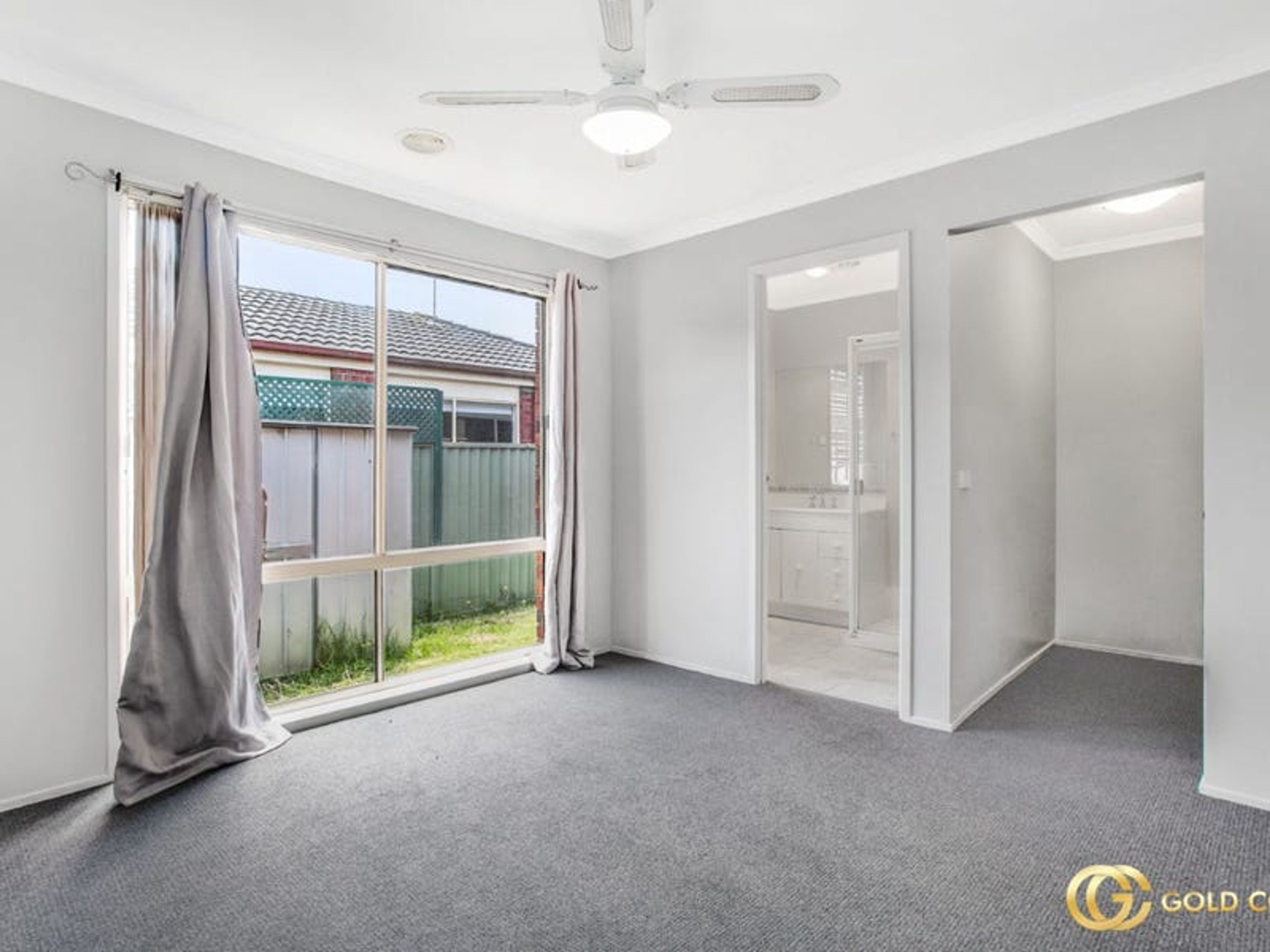 12 Houndsforth Street, Cranbourne East - Thumbnail 5