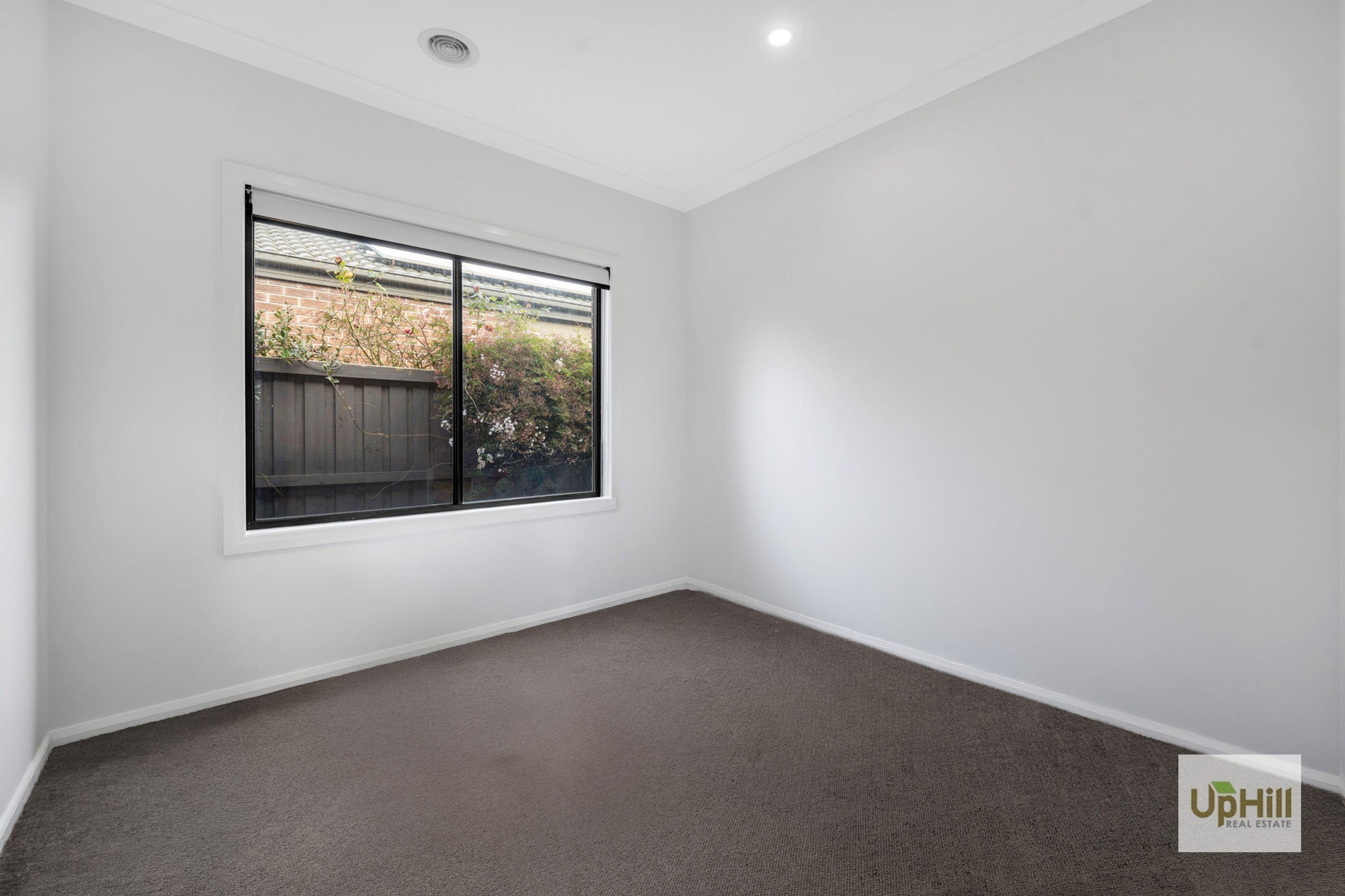26 Barley Cres, Clyde North - Thumbnail 8