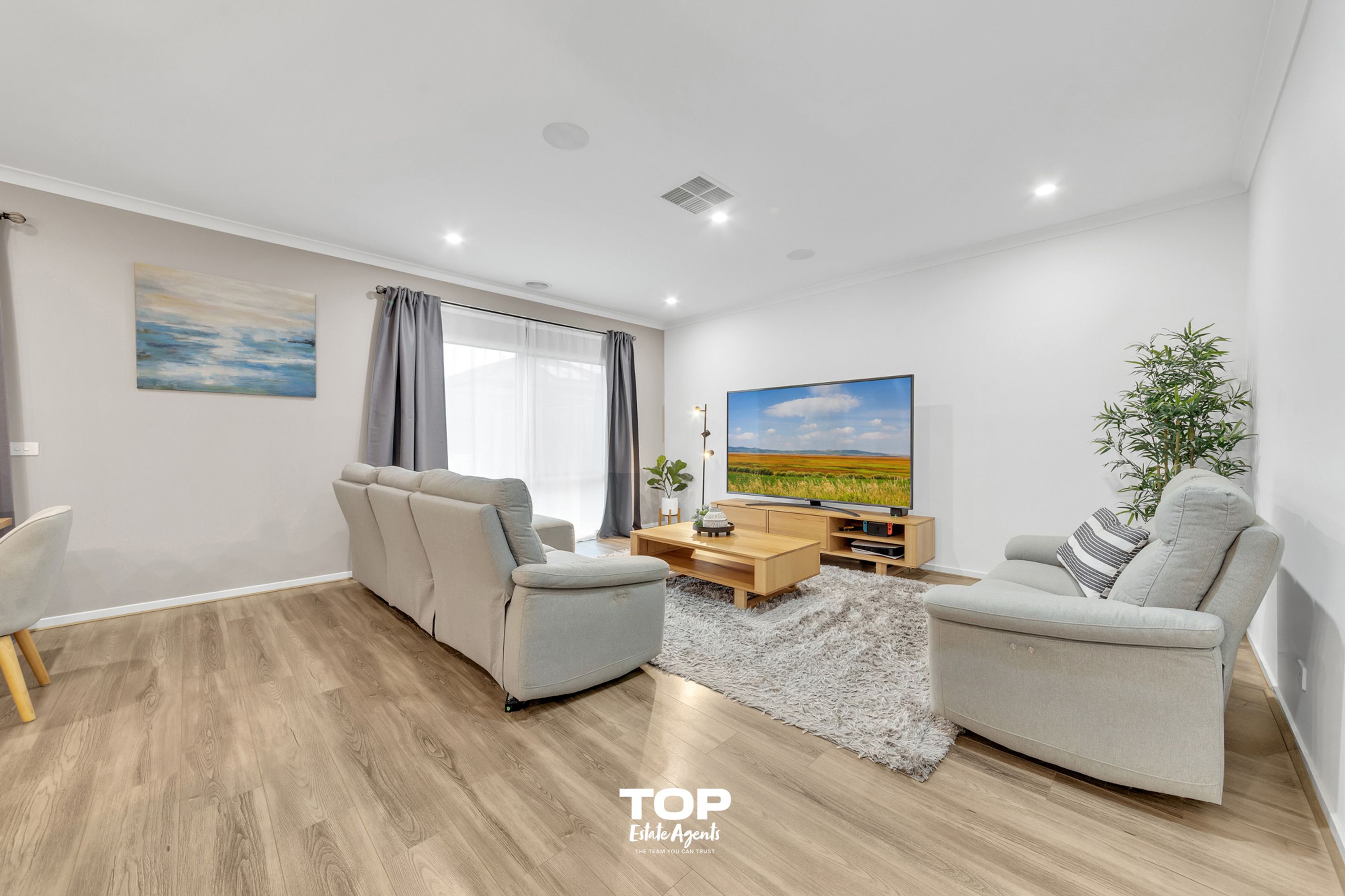 90 Moxham Drive, Clyde North - Thumbnail 8