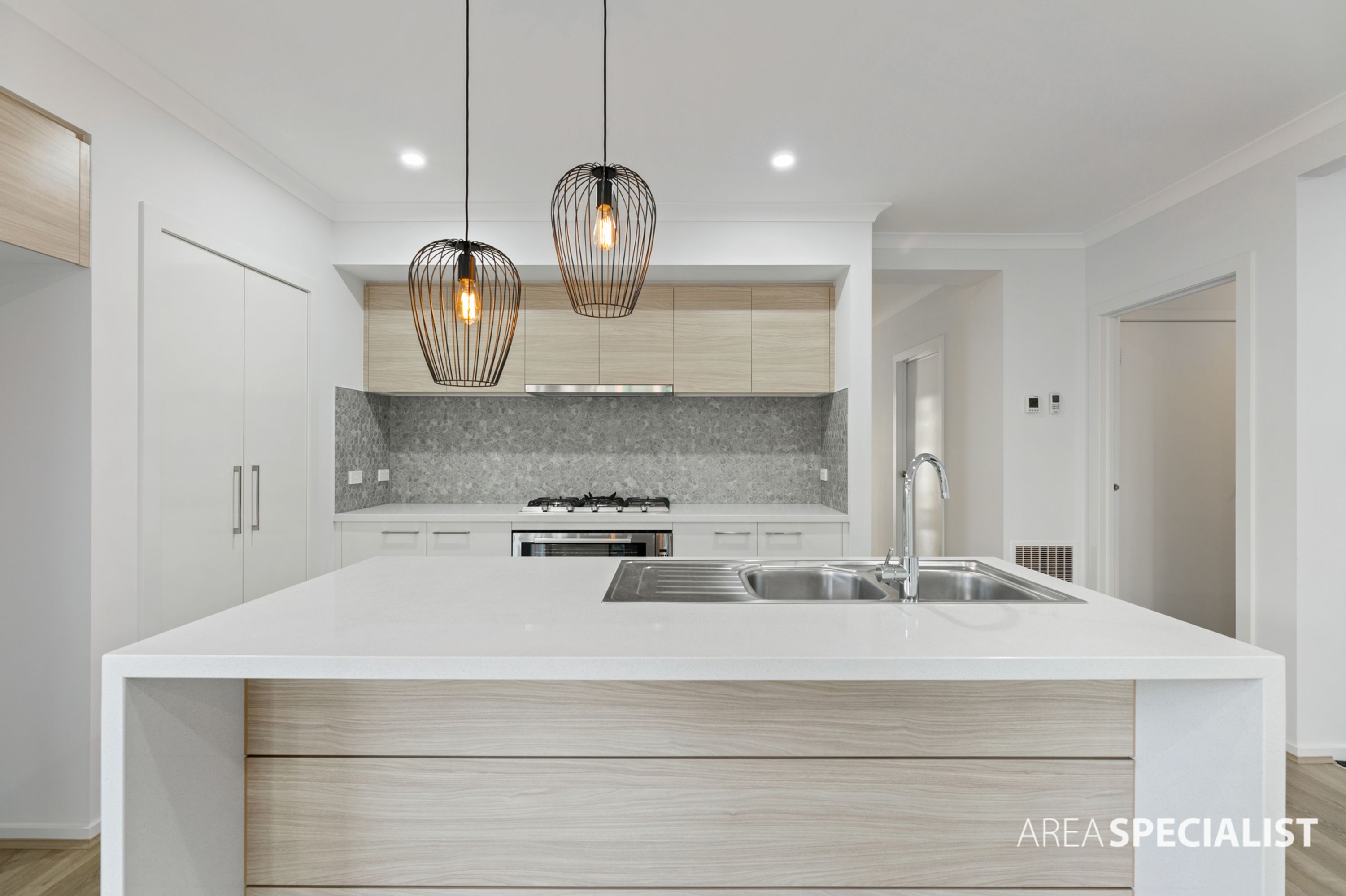 11 Greenway Road, Aintree VIC 3336, Aintree - Thumbnail 4