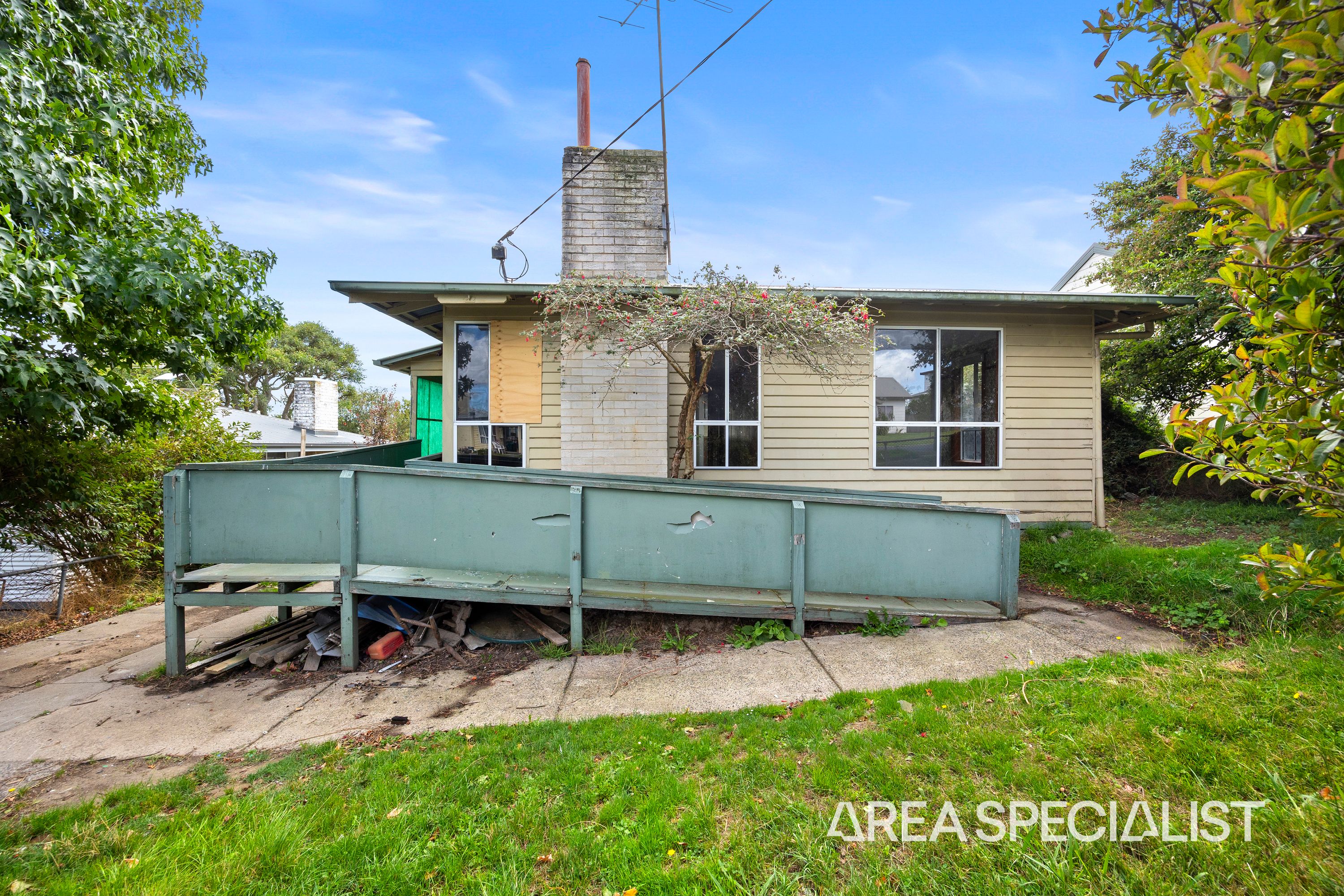20 Macqueen Avenue, Korumburra - Thumbnail 2