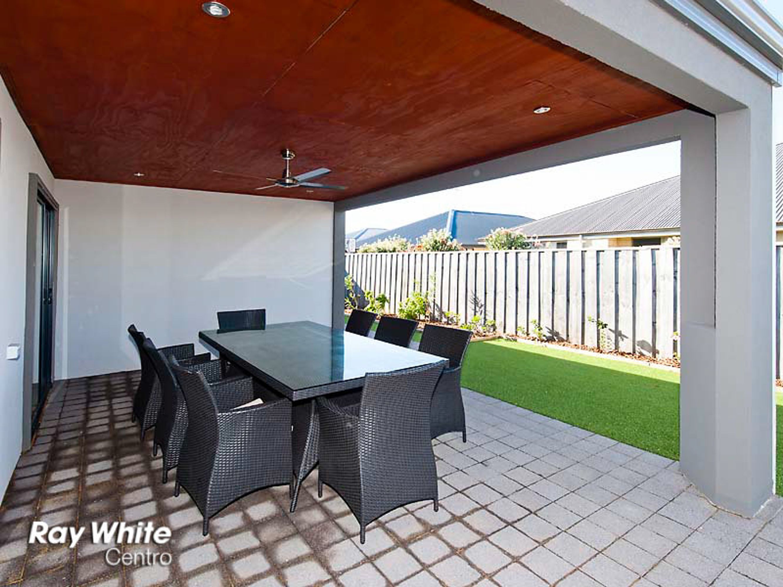 47 Marsdenia Road, Halls Head, WA 6210, Halls Head - Thumbnail 4