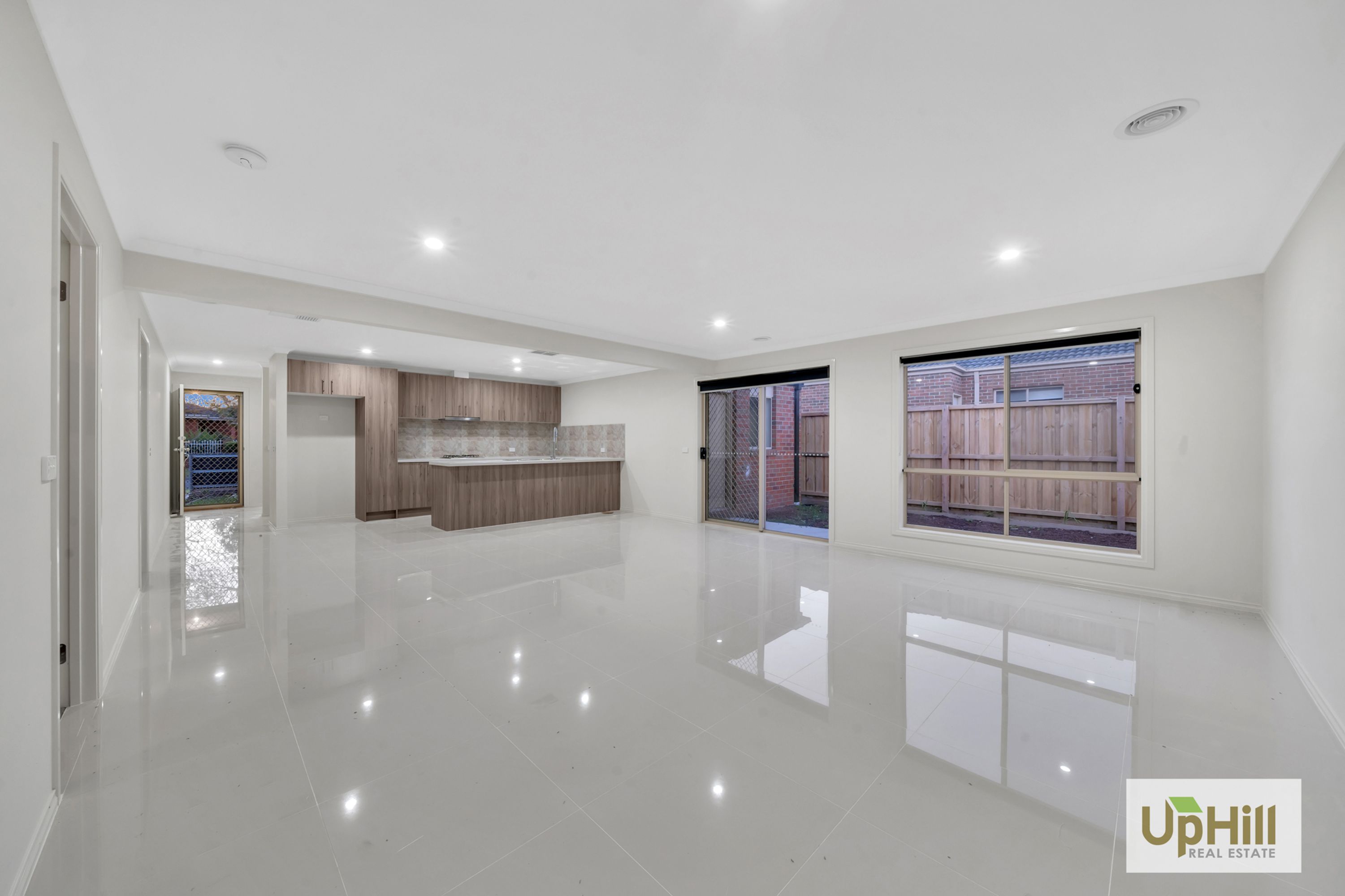 2D Henry street, Pakenham - Thumbnail 4