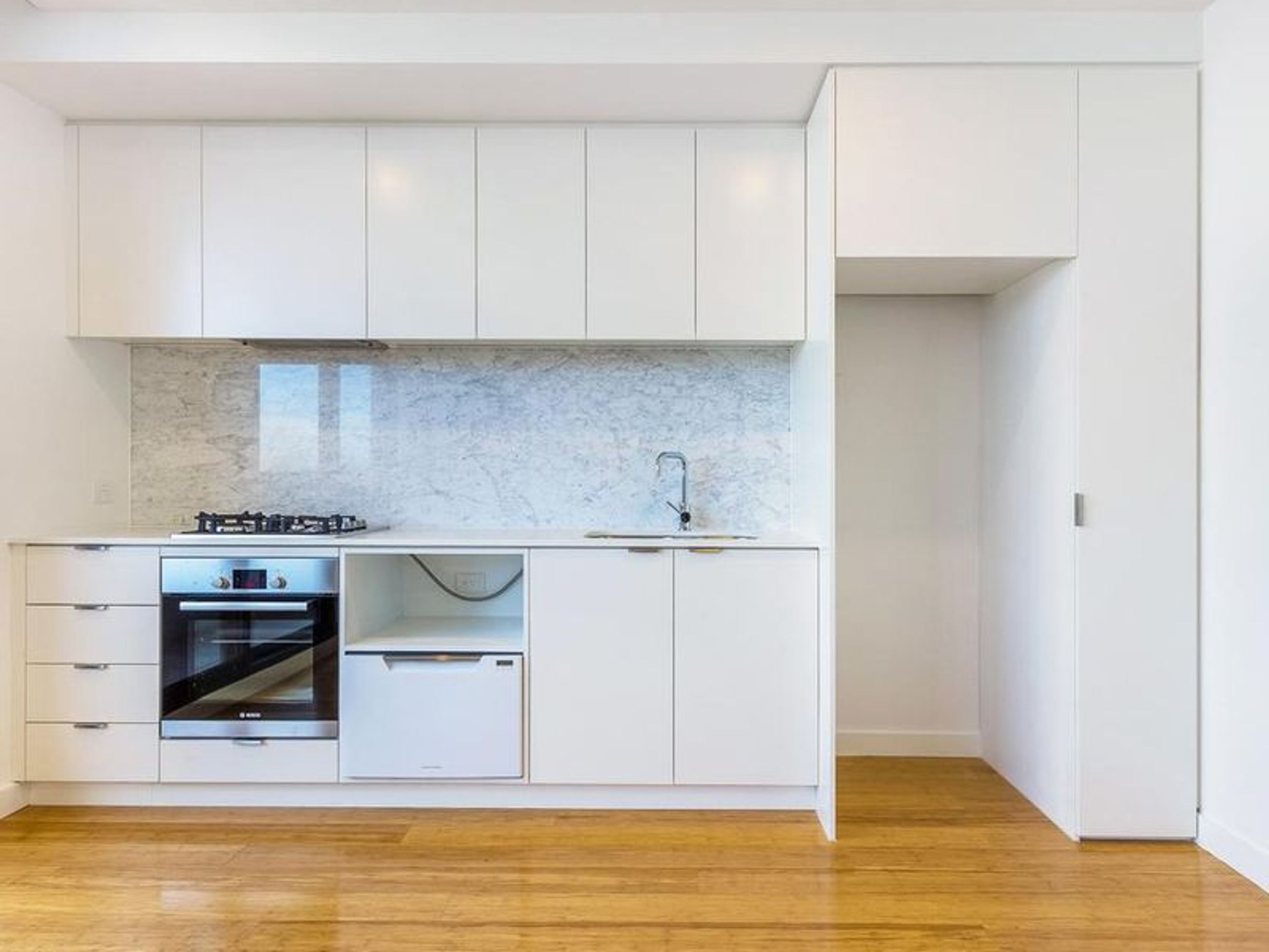 808/712-714 Station Street, Box Hill - Thumbnail 2