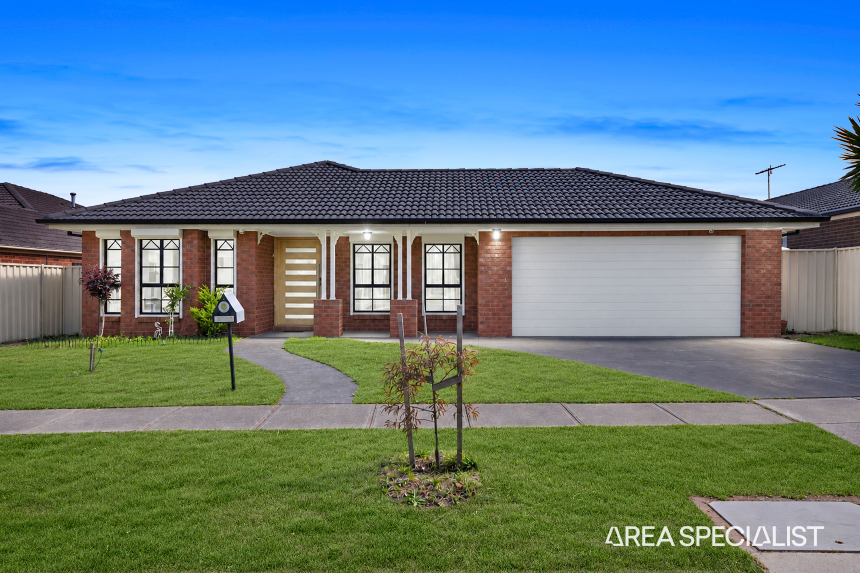 7 Golden Wattle Way, Harkness - Image 1