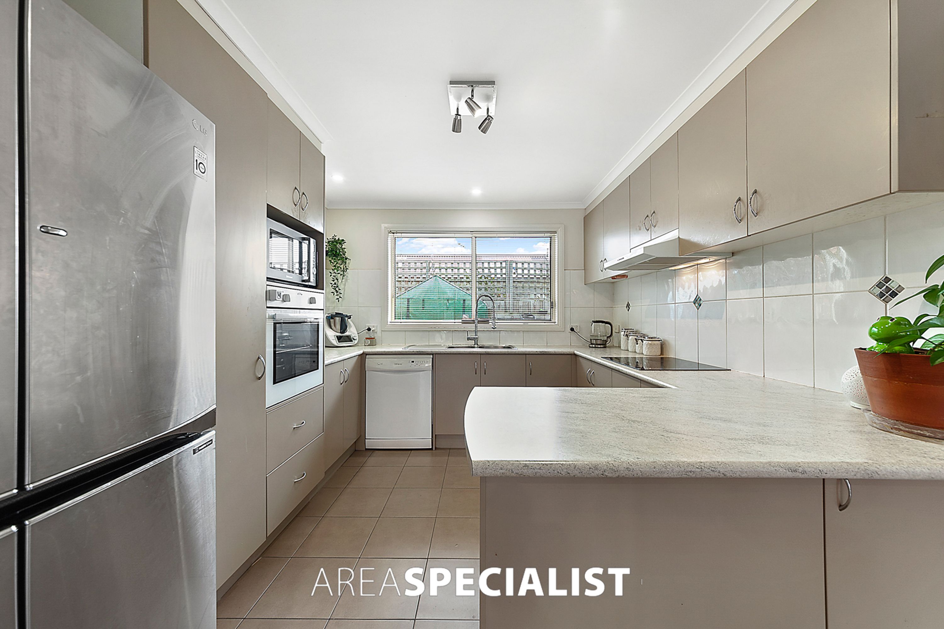 31 Bailey Boulevard, Koo Wee Rup - Thumbnail 5