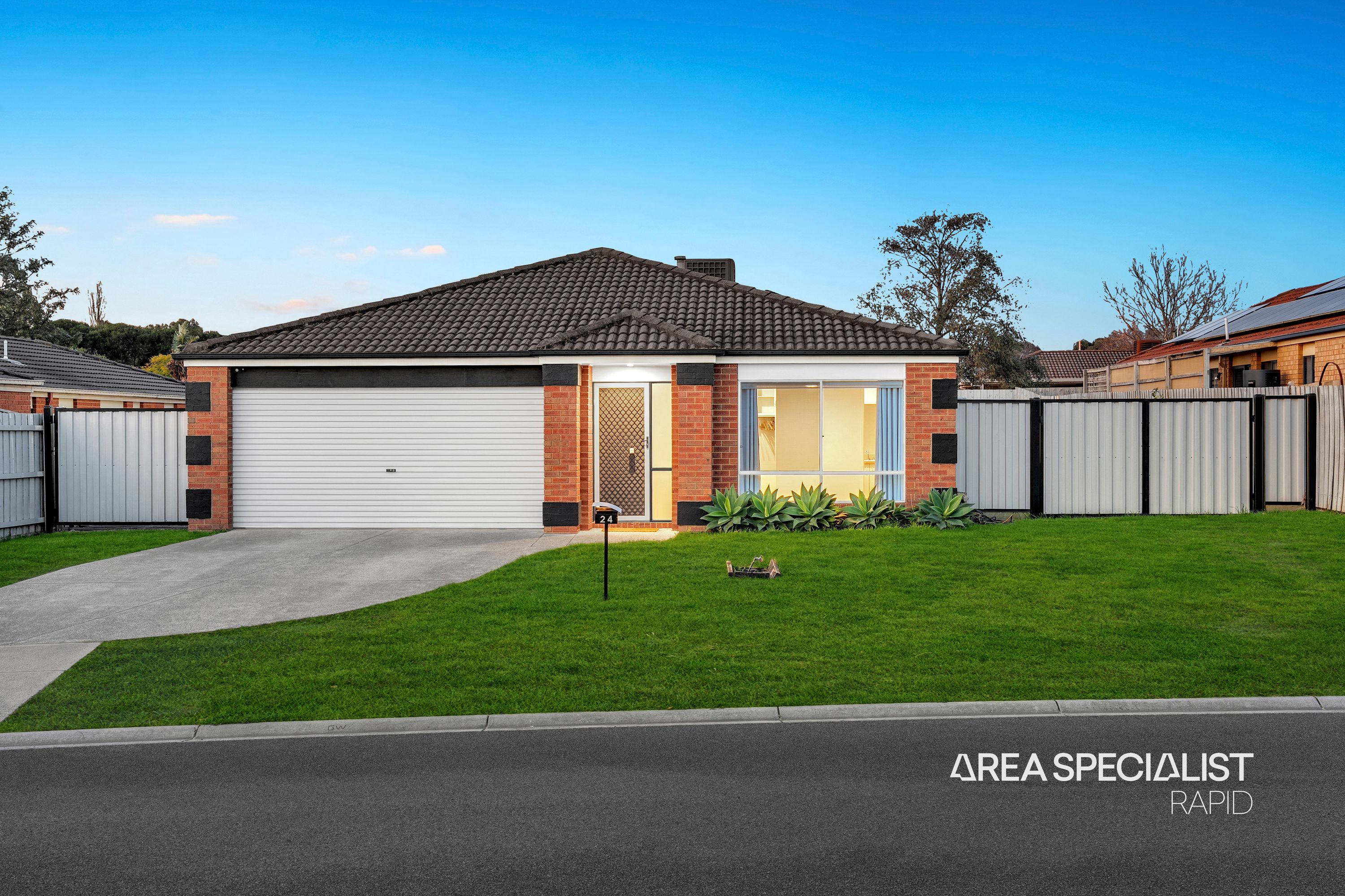 24 McCartney Drive, Narre Warren South - Image 1