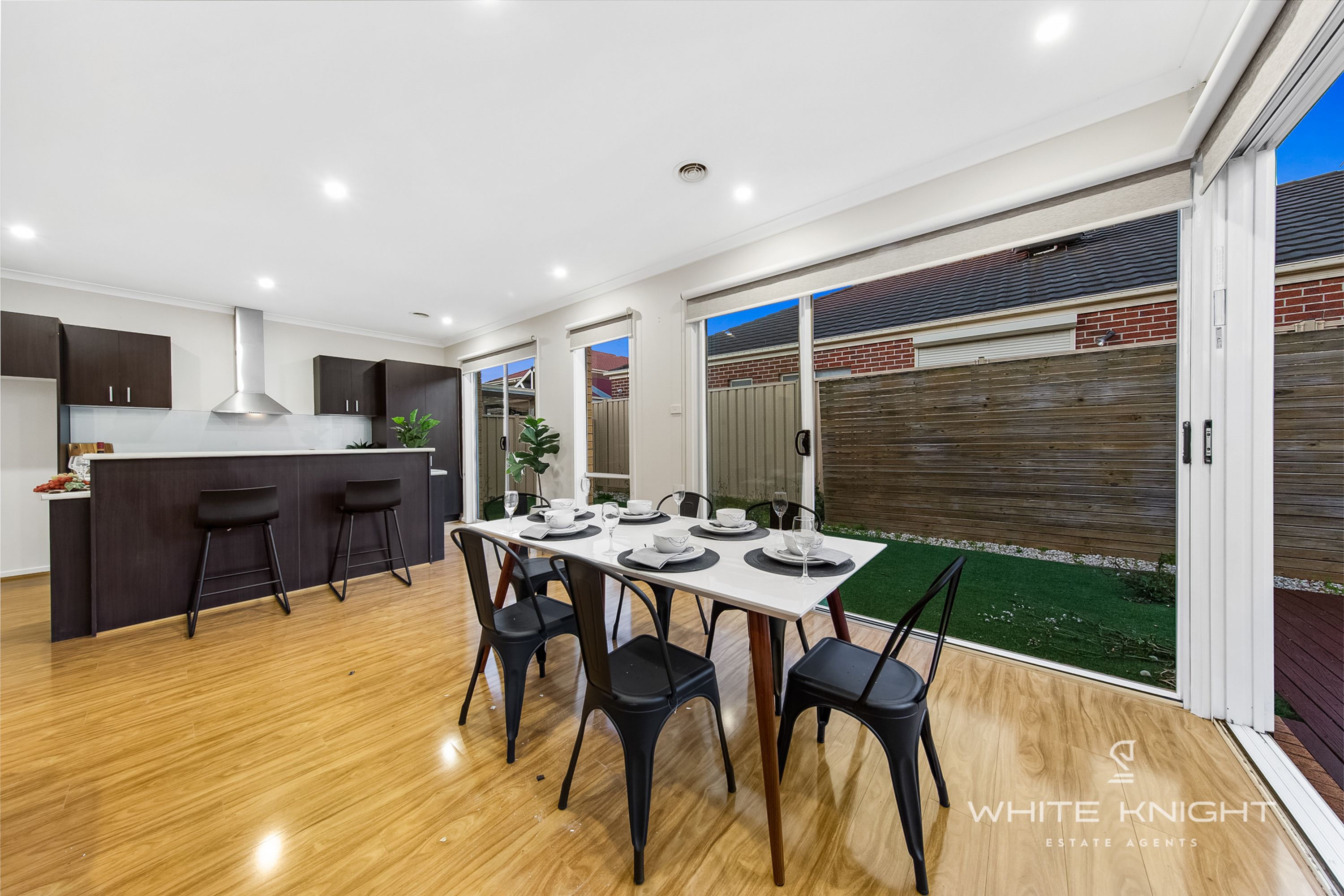 4 Kooyong Way, Caroline Springs VIC 3023, Caroline Springs - Thumbnail 3