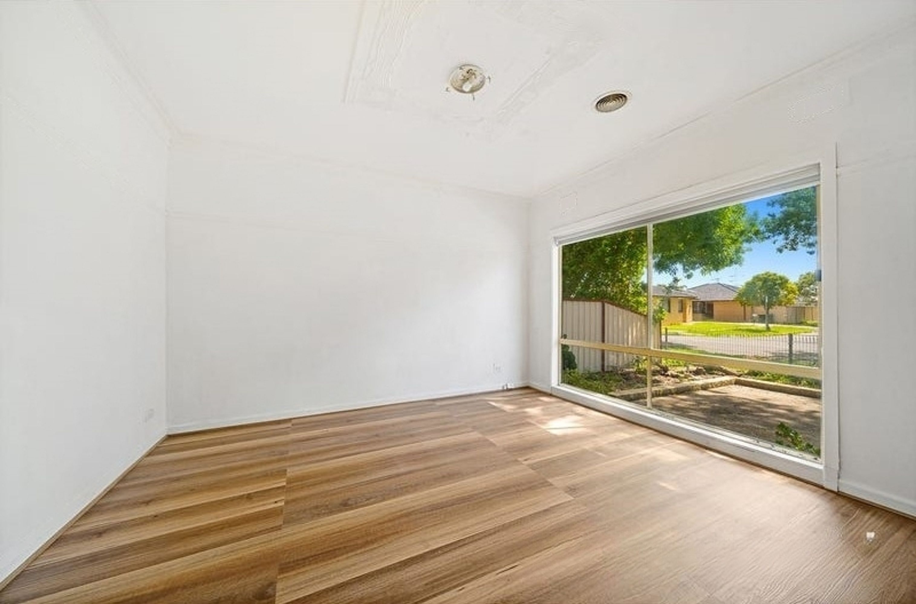 14 Beaver Street, St Albans VIC 3021, St Albans - Thumbnail 3