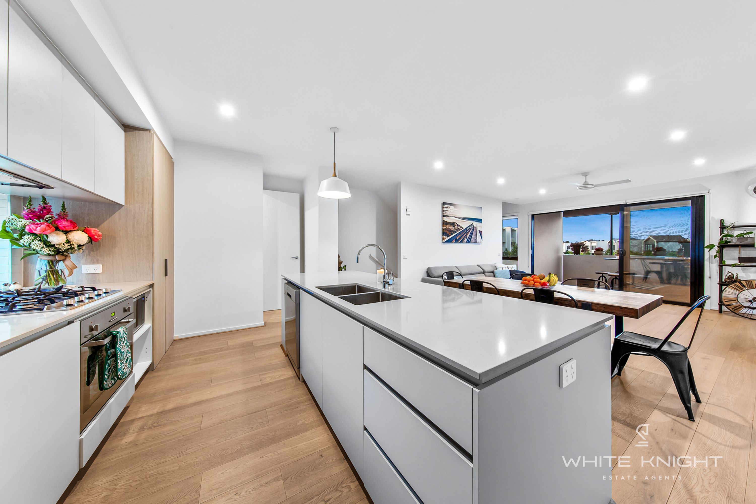 19 Callow Walk, St Albans VIC 3021, St Albans - Thumbnail 3
