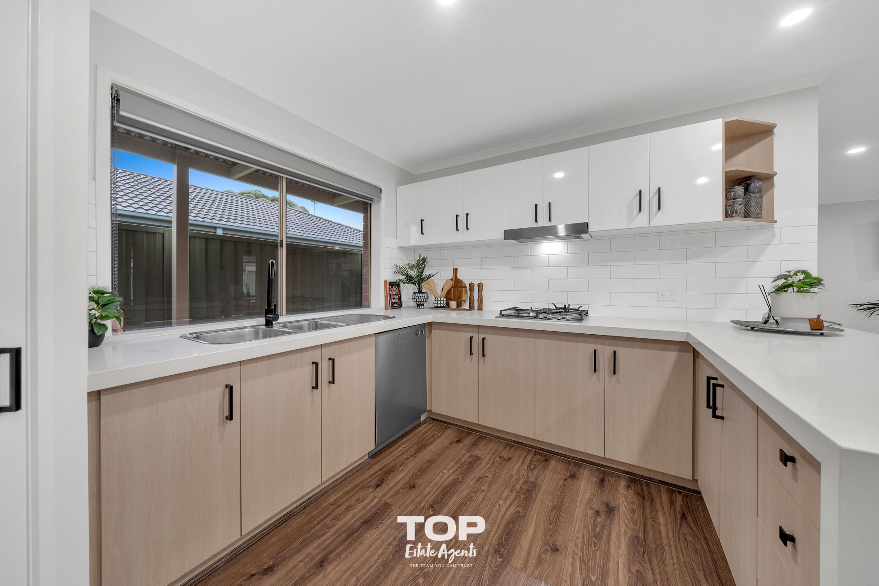 53 Briarcrest Drive, Cranbourne East - Thumbnail 5