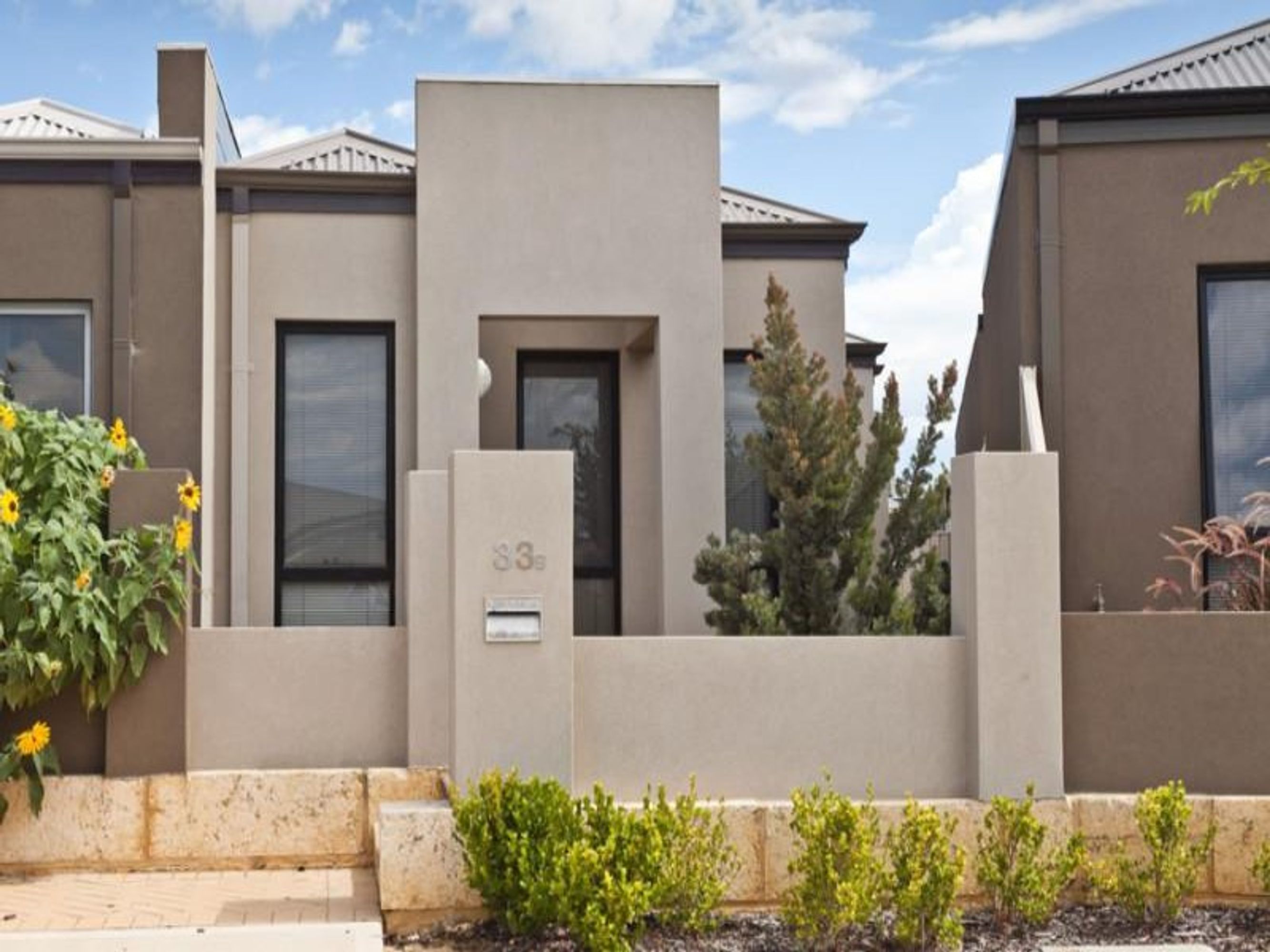 33B Navarre Way, Butler - Thumbnail 2