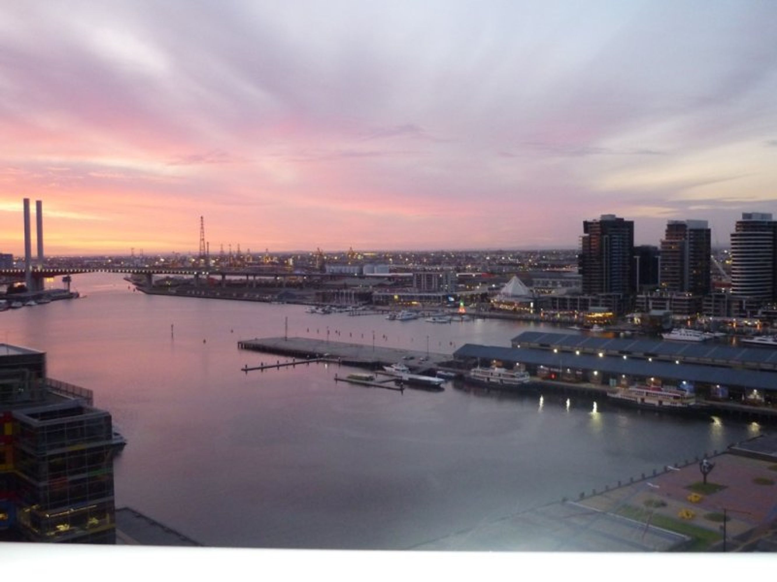 3108/100 Harbour Esplanade, Docklands - Thumbnail 2