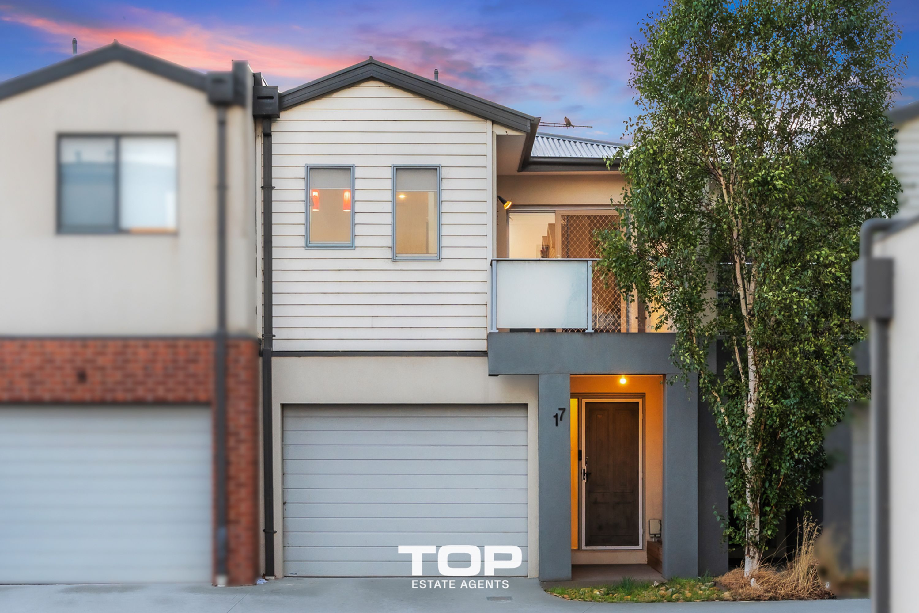 17/10 Mickleham Drive, Cranbourne North - Thumbnail 2