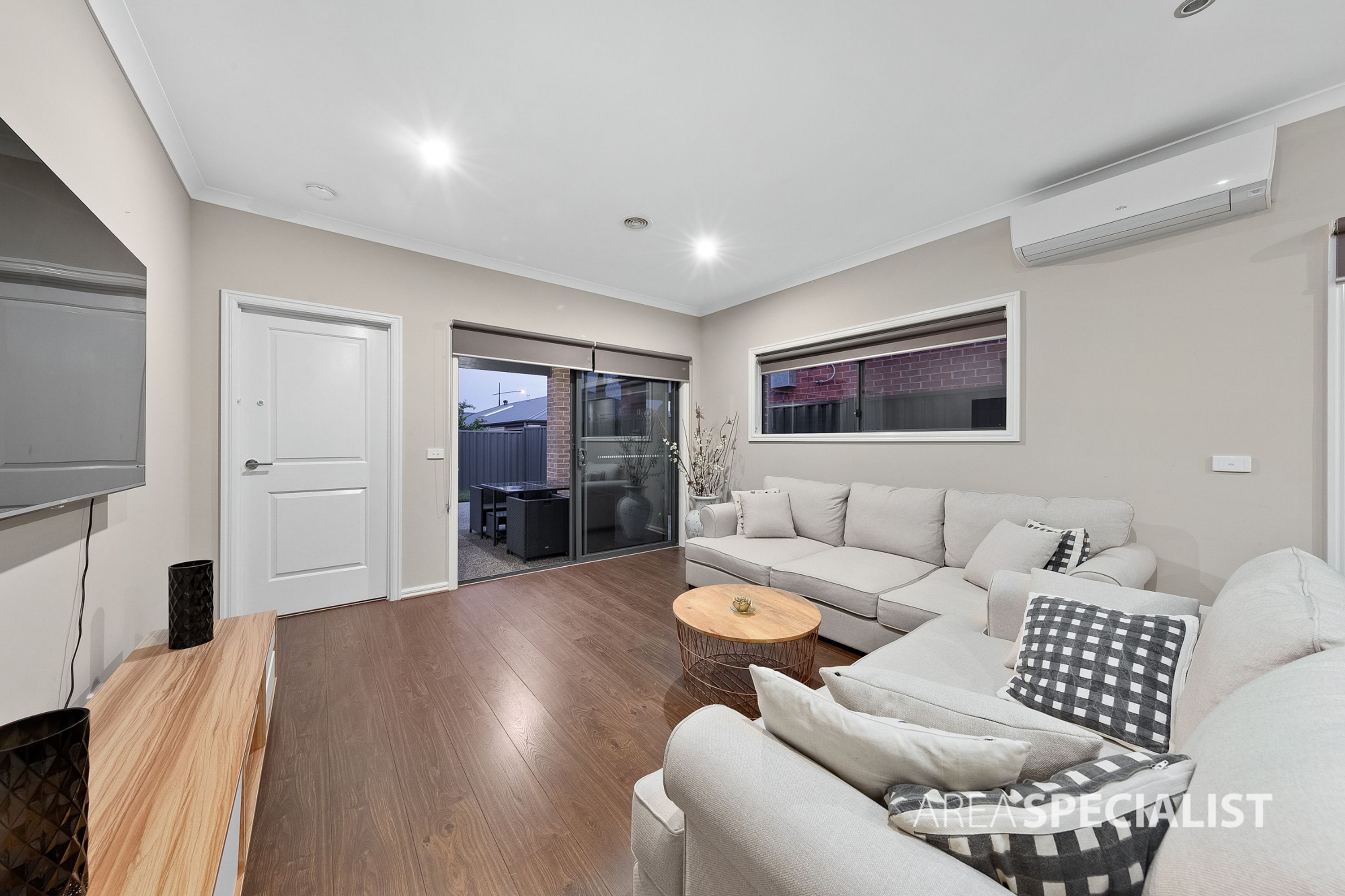 26 City Vista Court, Fraser Rise VIC 3336, Fraser Rise - Thumbnail 4