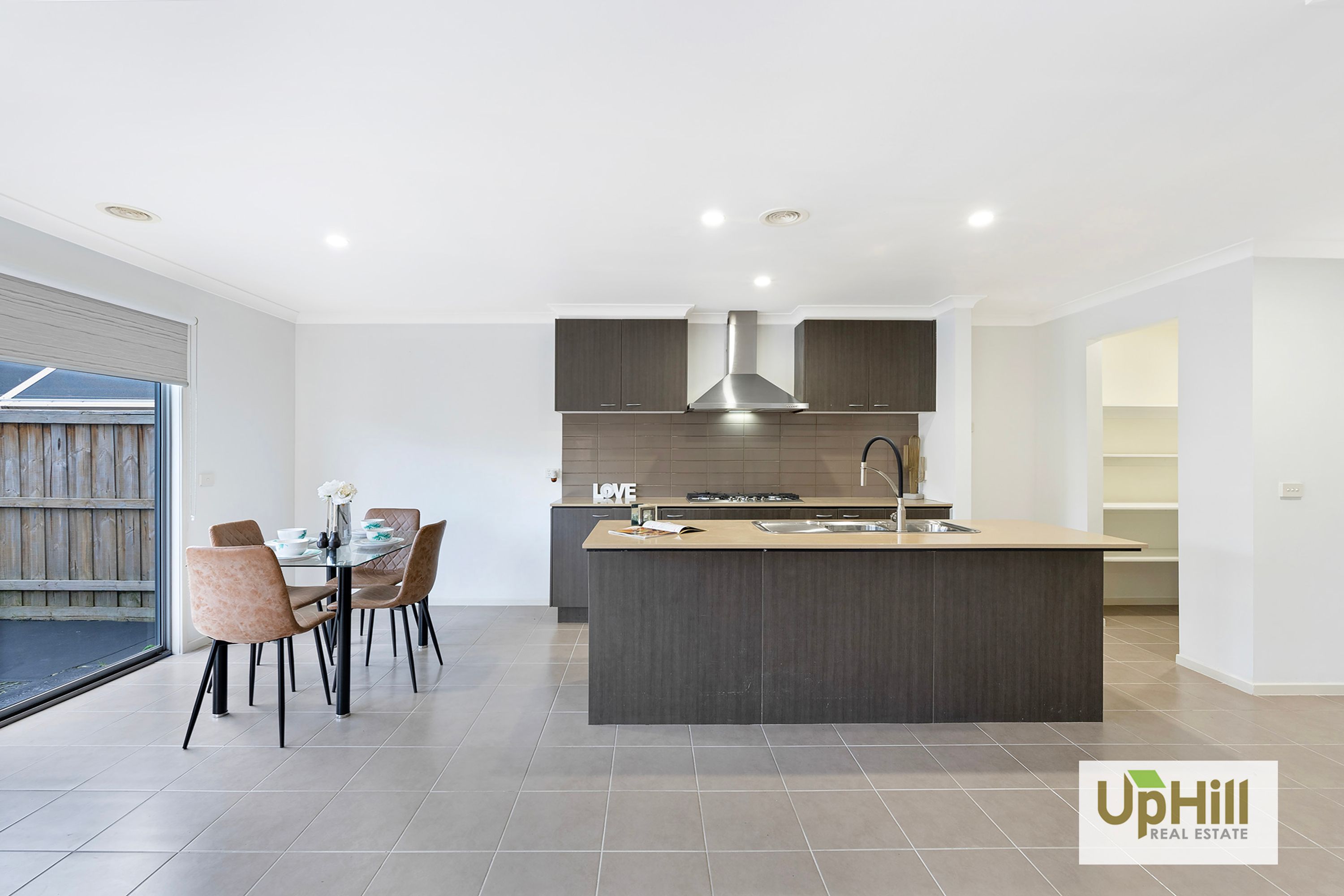 31 Pasadena Boulevard, Clyde - Thumbnail 6