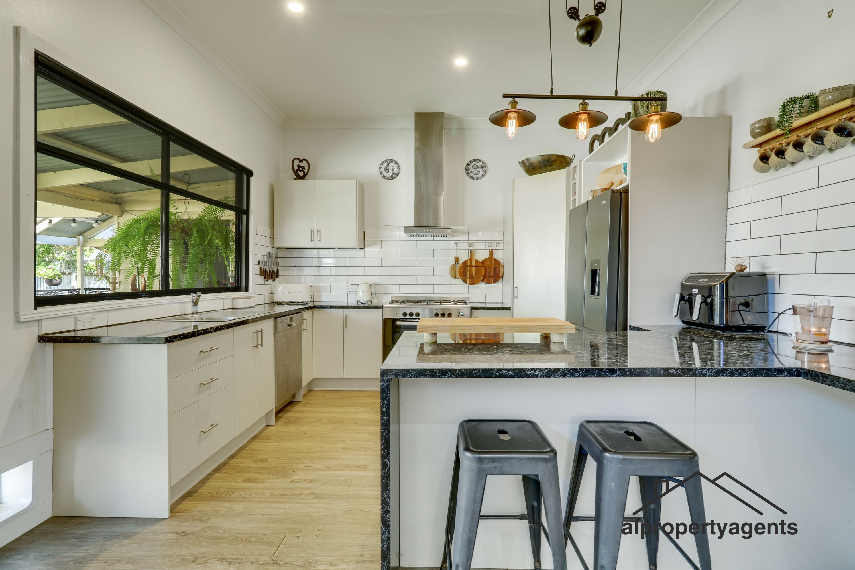 19 Stawell Road, Horsham VIC 3400, Horsham - Thumbnail 4