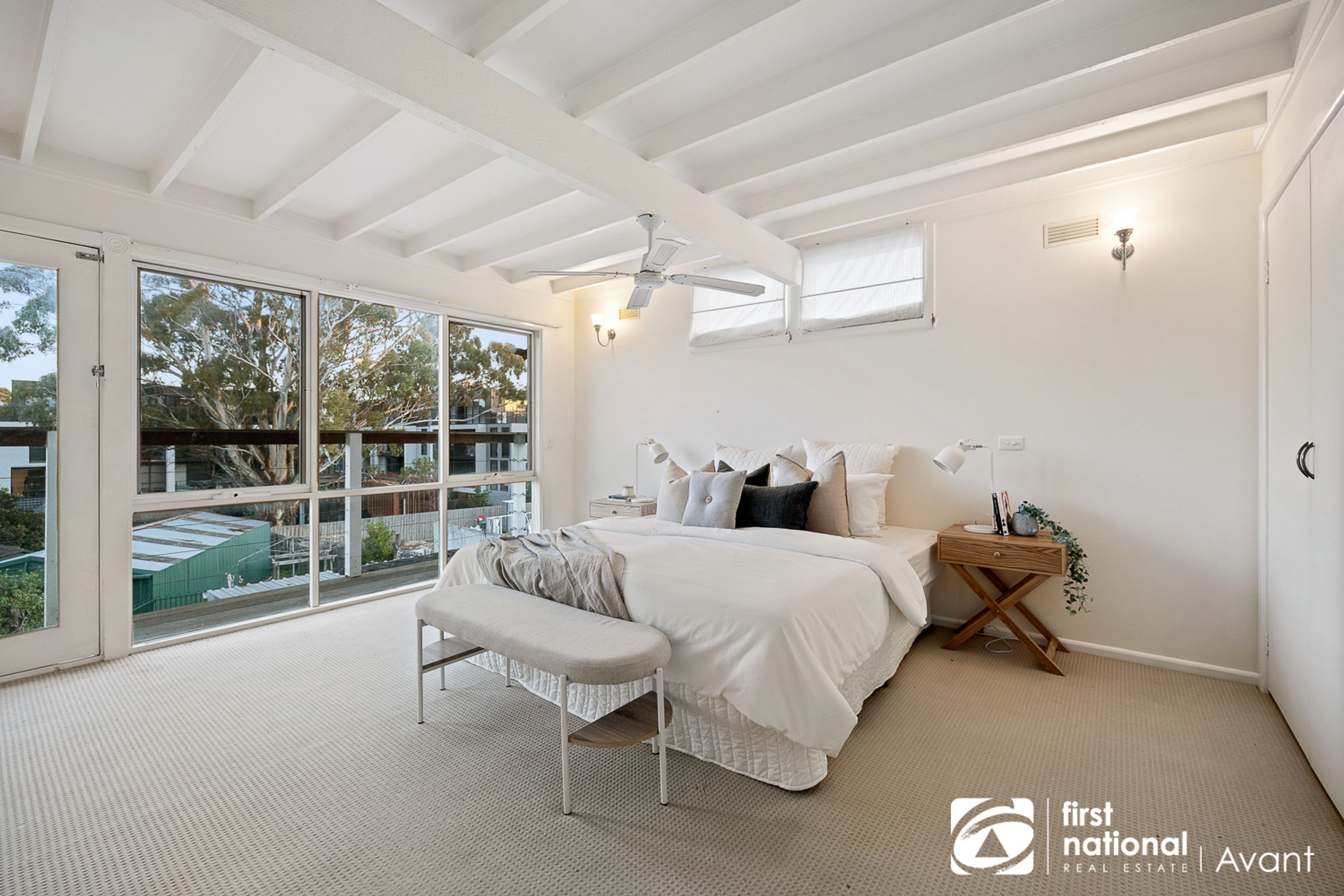 42 Whitehorse Road, Blackburn - Thumbnail 8