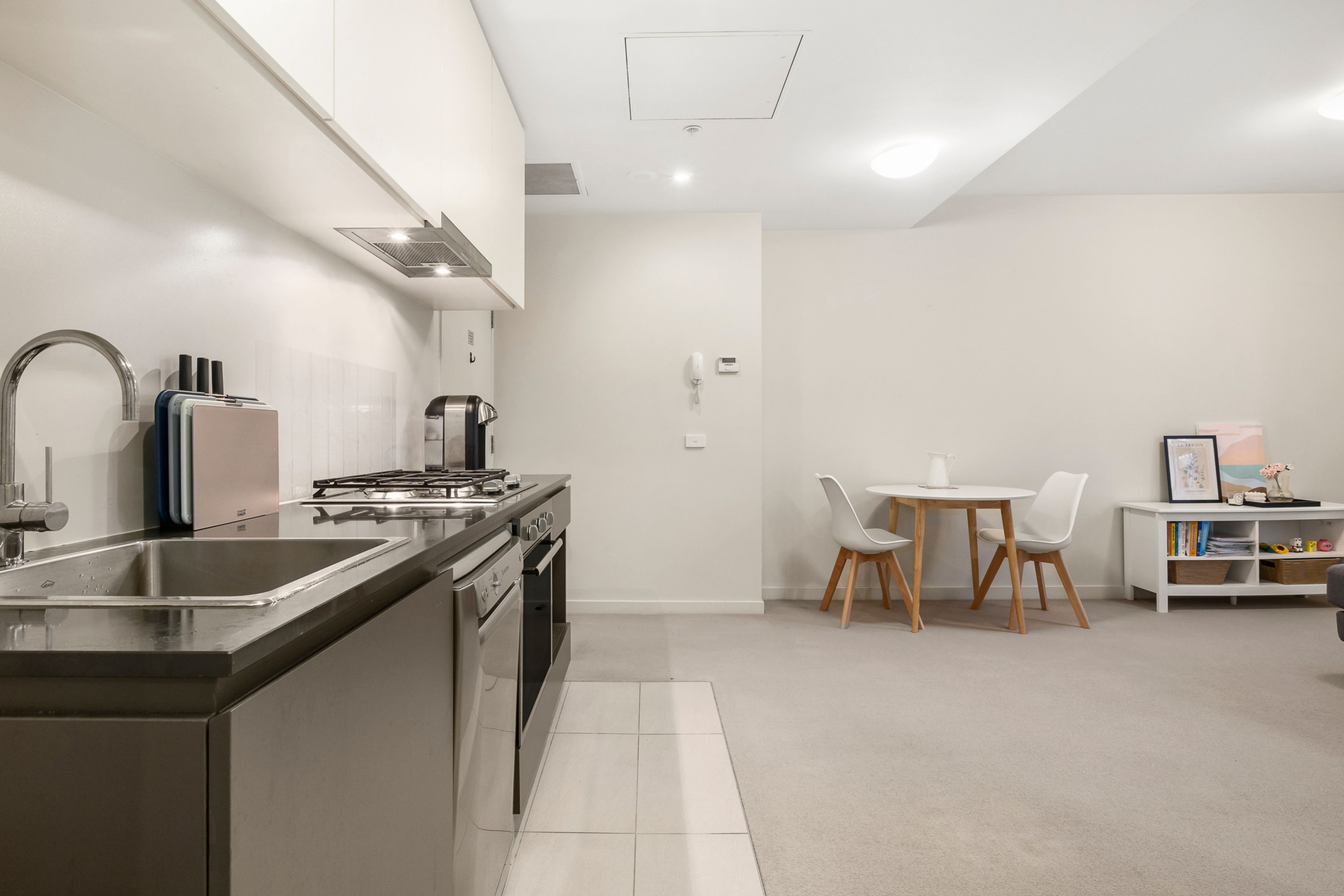 2508/568 Collin Street, Melbourne - Thumbnail 7