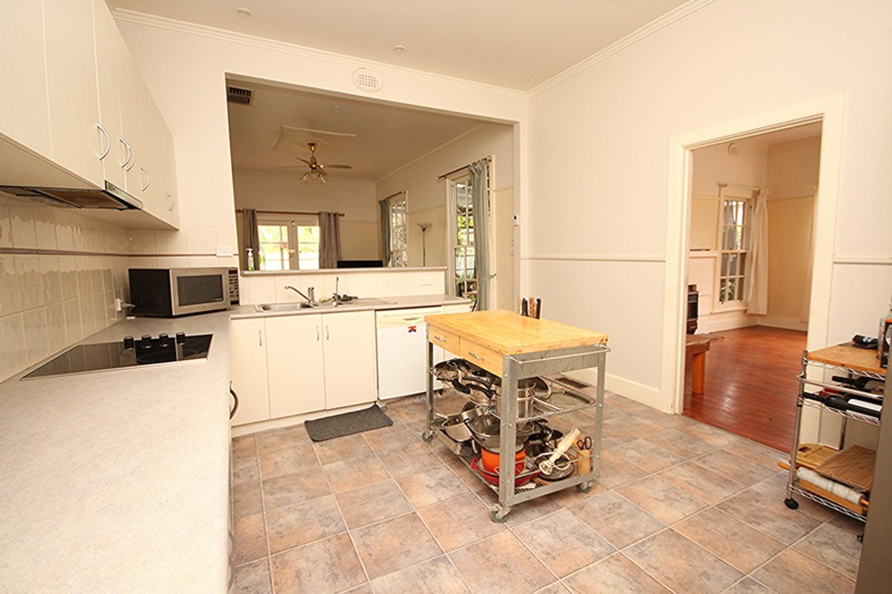 15 Sunnyside Avenue, Horsham VIC 3400, Horsham - Thumbnail 3