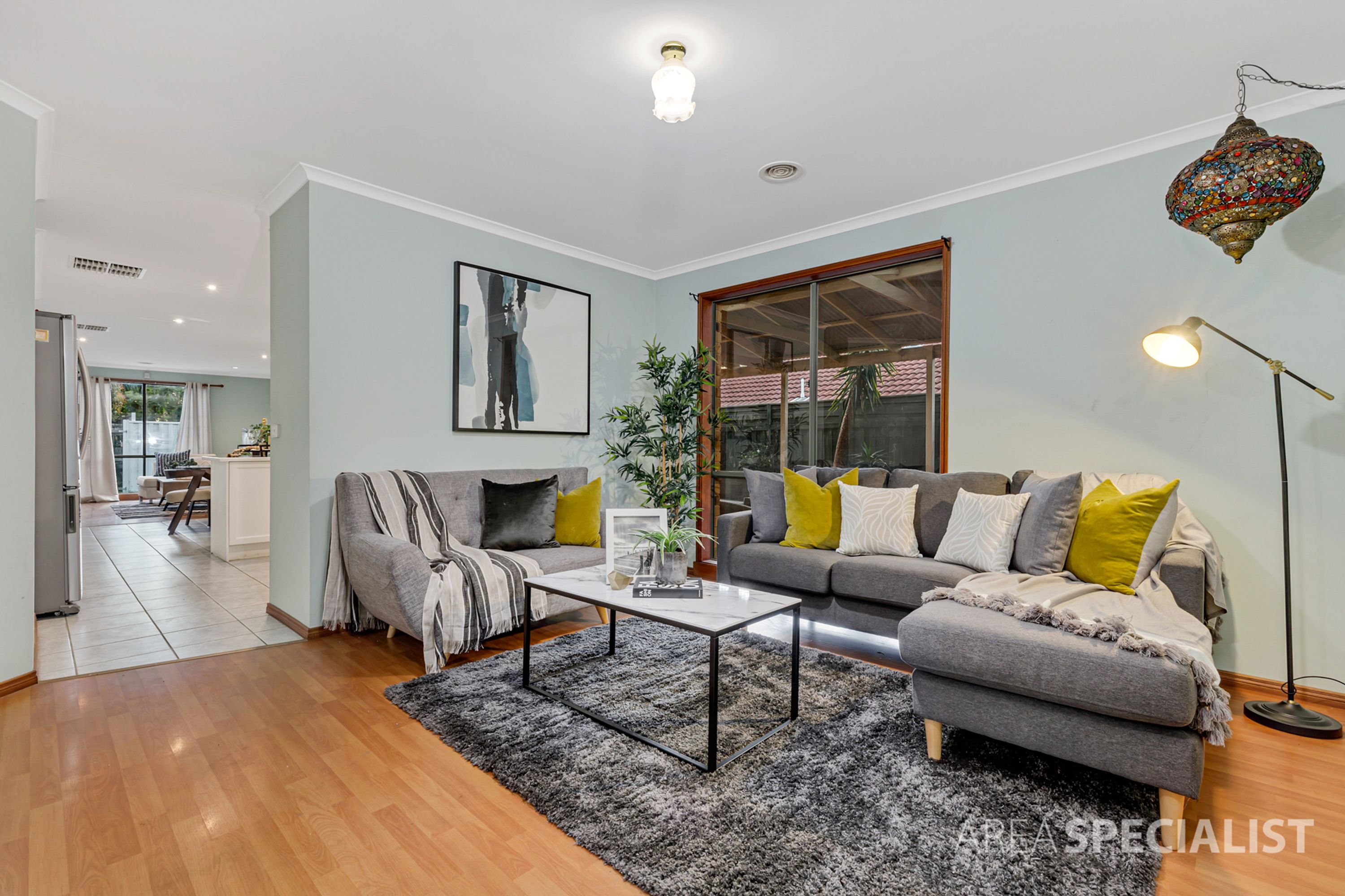 4 Dobson Crescent, Lynbrook, Lynbrook - Thumbnail 2