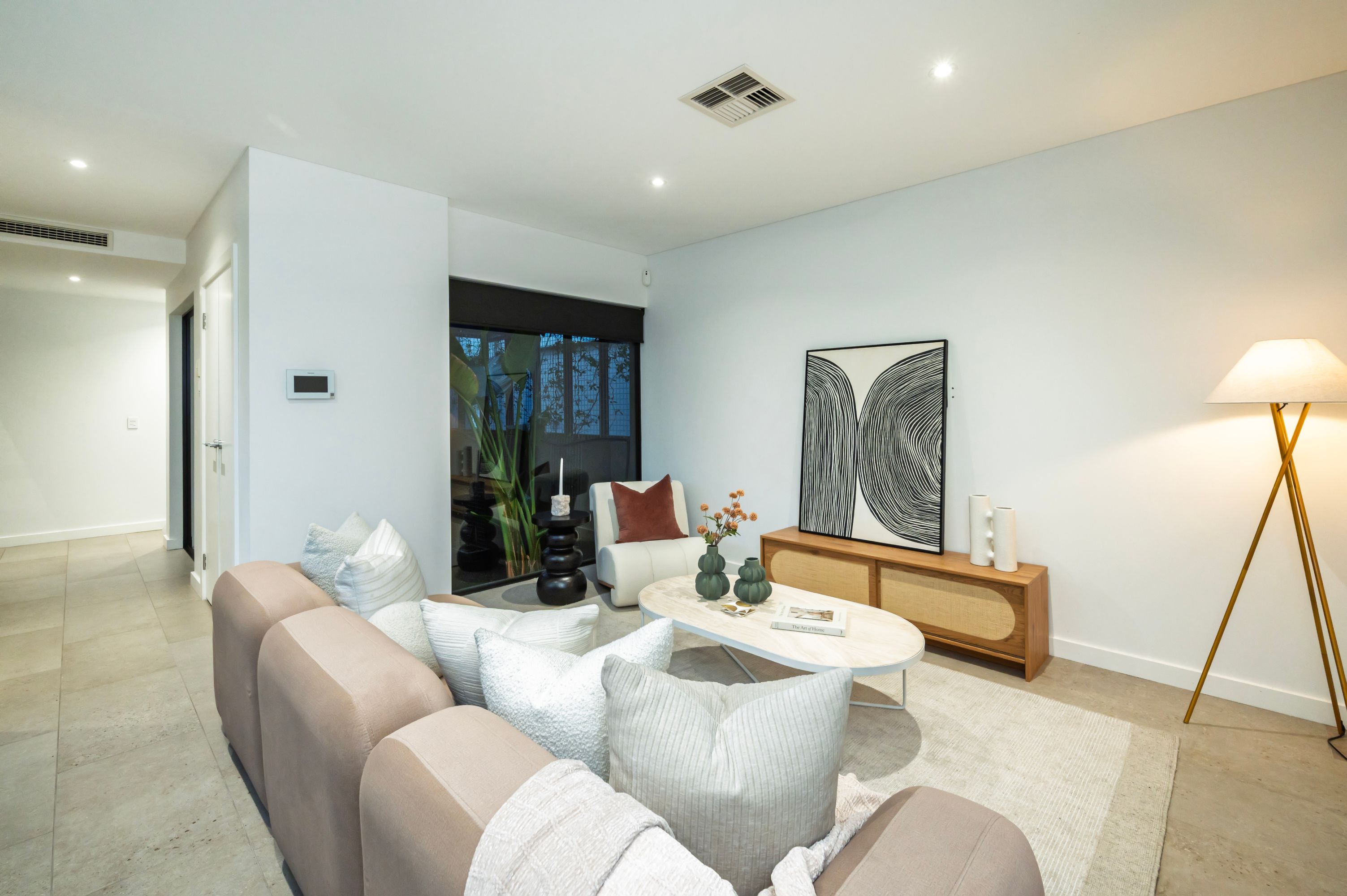 10 Thompson Street, North Perth - Thumbnail 4