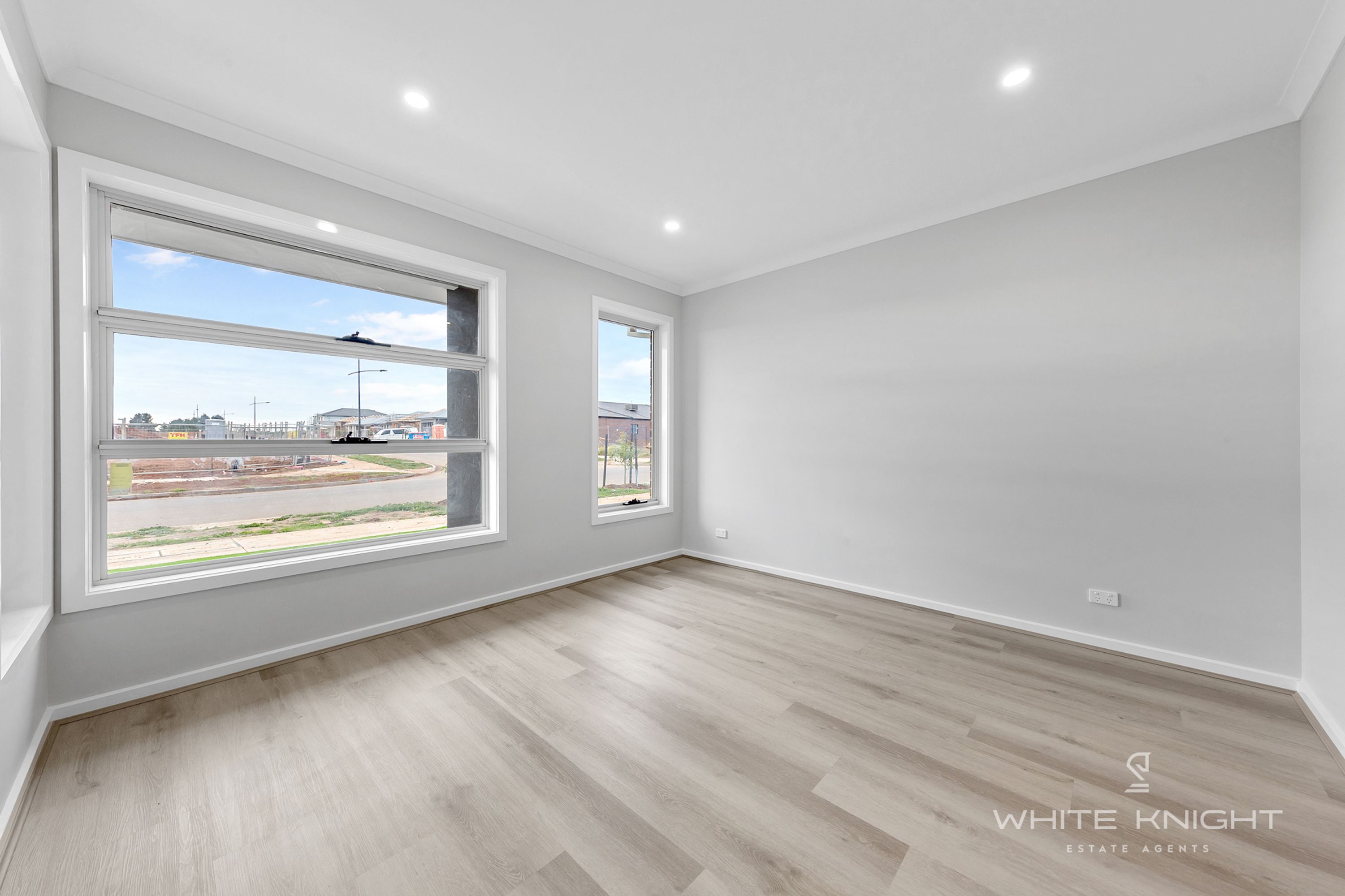 8 Bobbin Street, Fraser Rise VIC 3336, Fraser Rise - Thumbnail 4