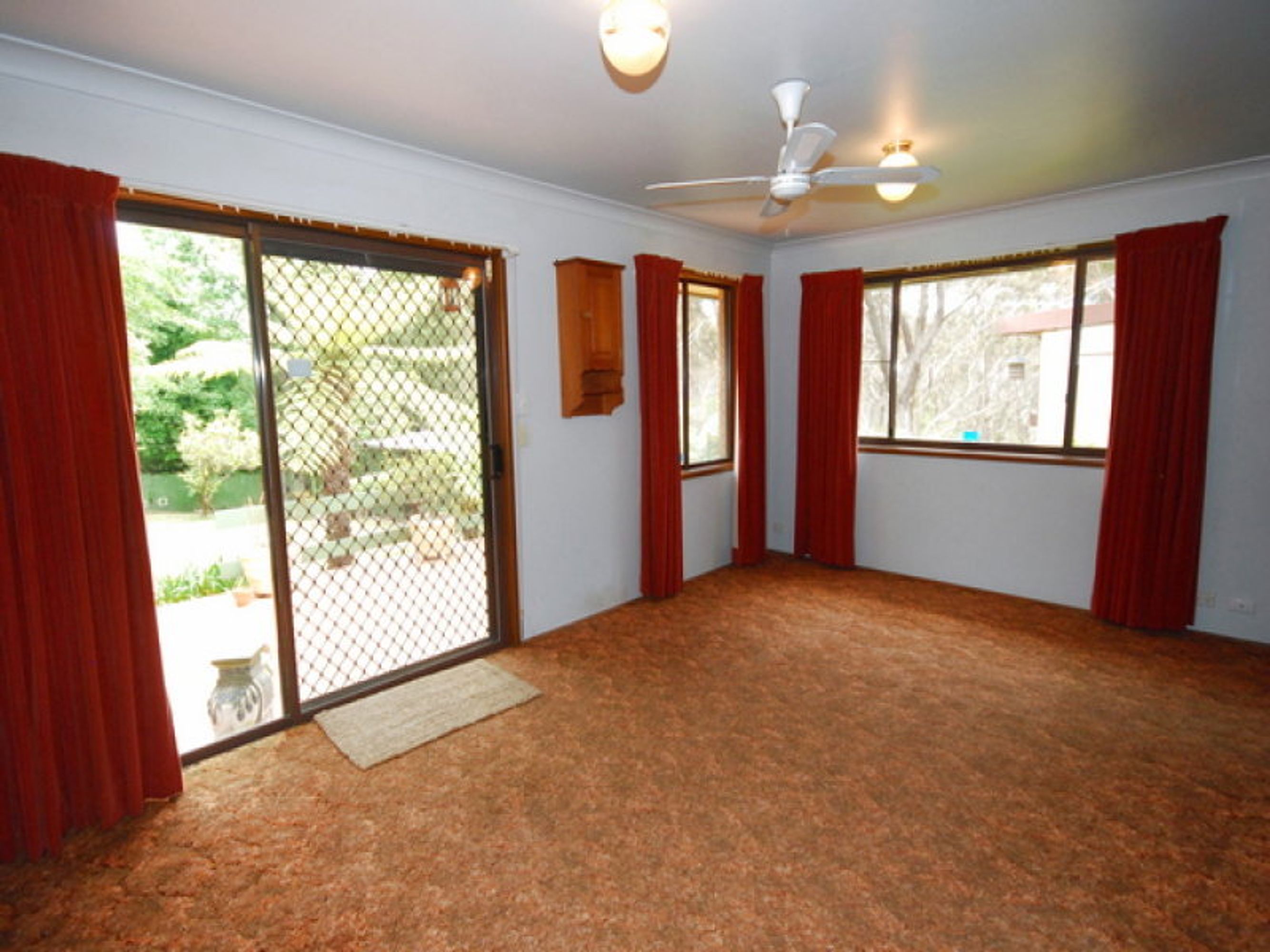 15 Pine Street, Katoomba - Thumbnail 4
