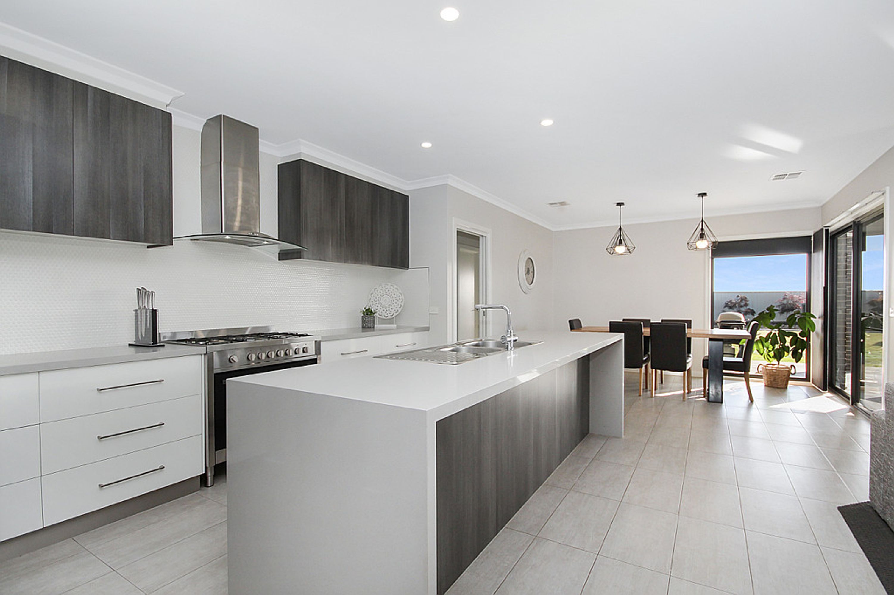 6 Tatlock Street, Horsham VIC 3400, Horsham - Thumbnail 2