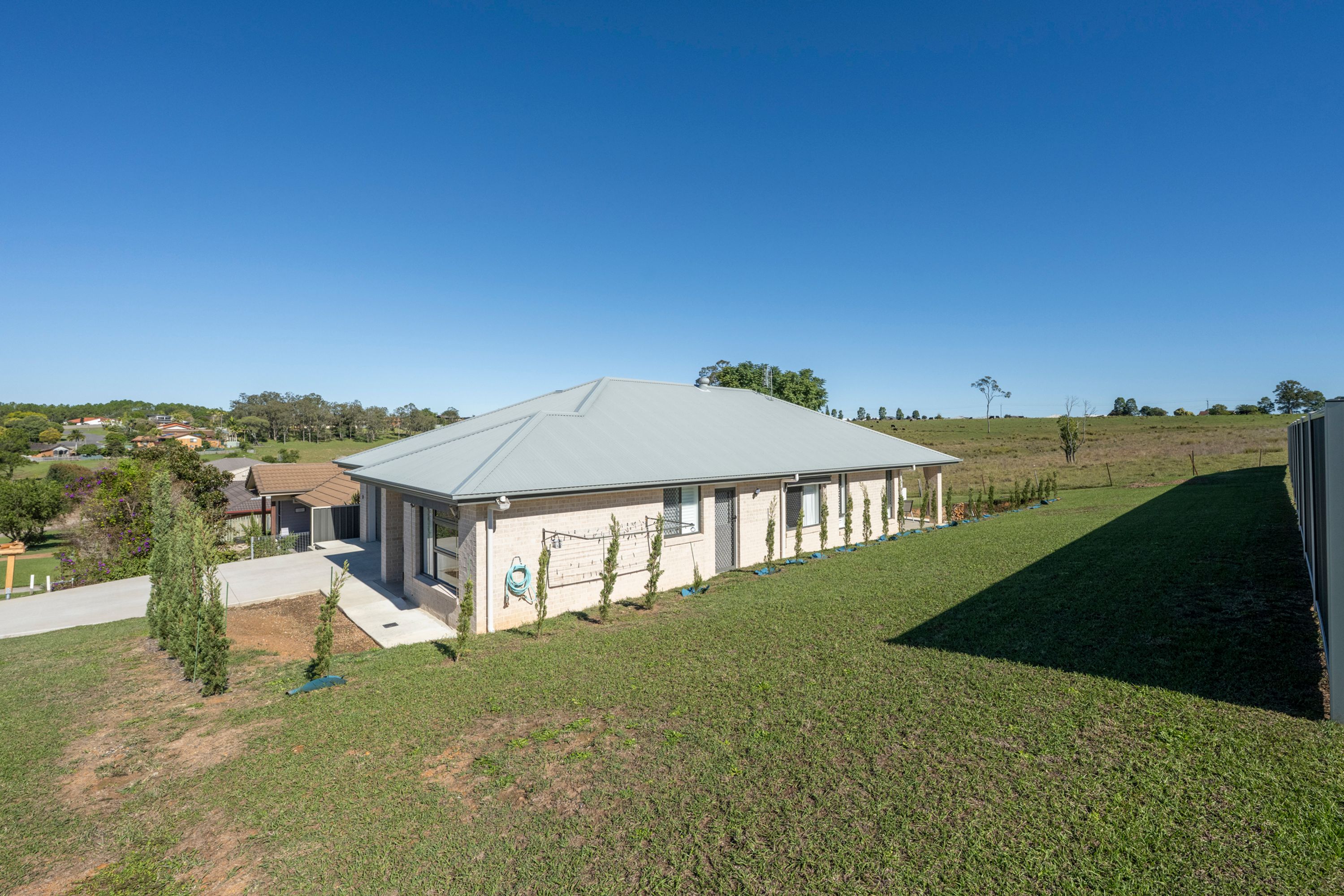2 Martin Crescent, Junction Hill - Thumbnail 4