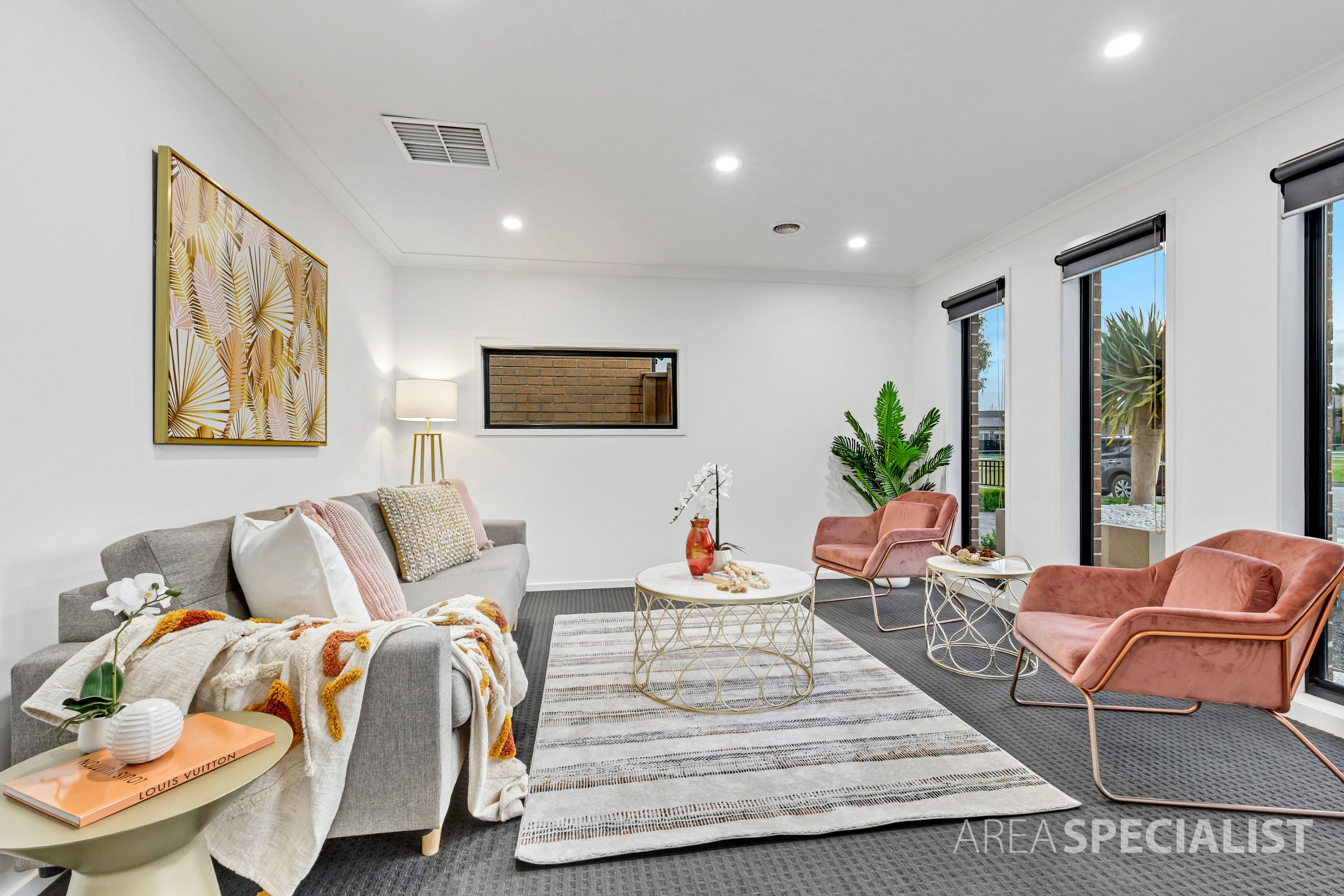 12 Hugden Close, Lyndhurst, Lyndhurst - Thumbnail 3