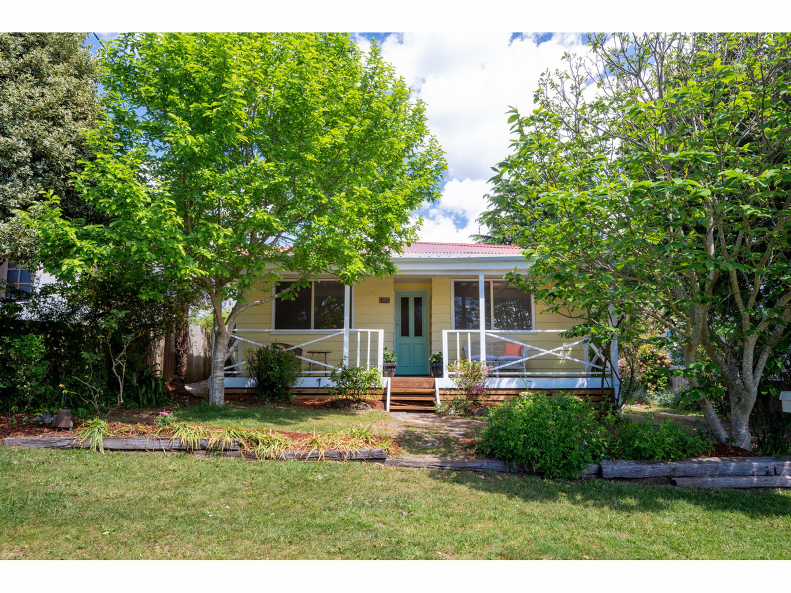 36 Govett Street, Katoomba - Thumbnail 2